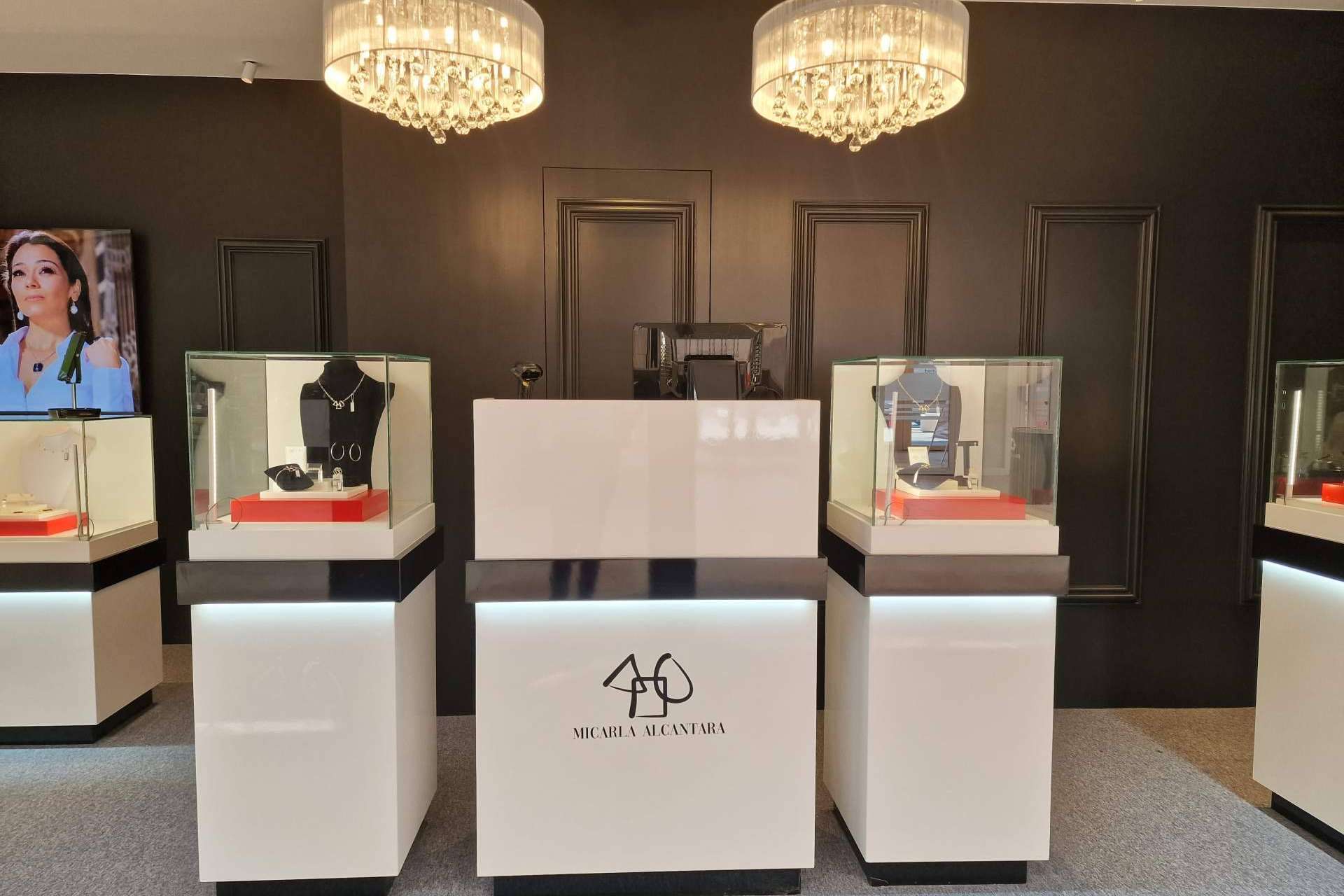 La marca en plena expansión, Geometrix joyas, inaugura su primera tienda física
