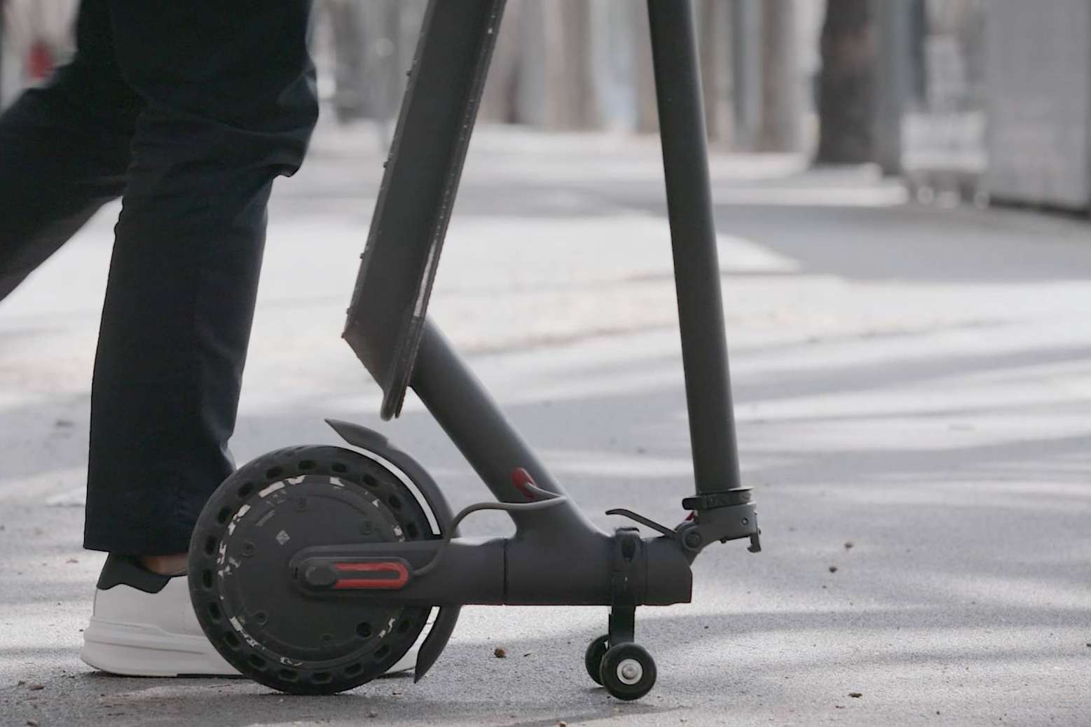 El soporte universal para patinete eléctrico de Techmotion Electronics, V-mount