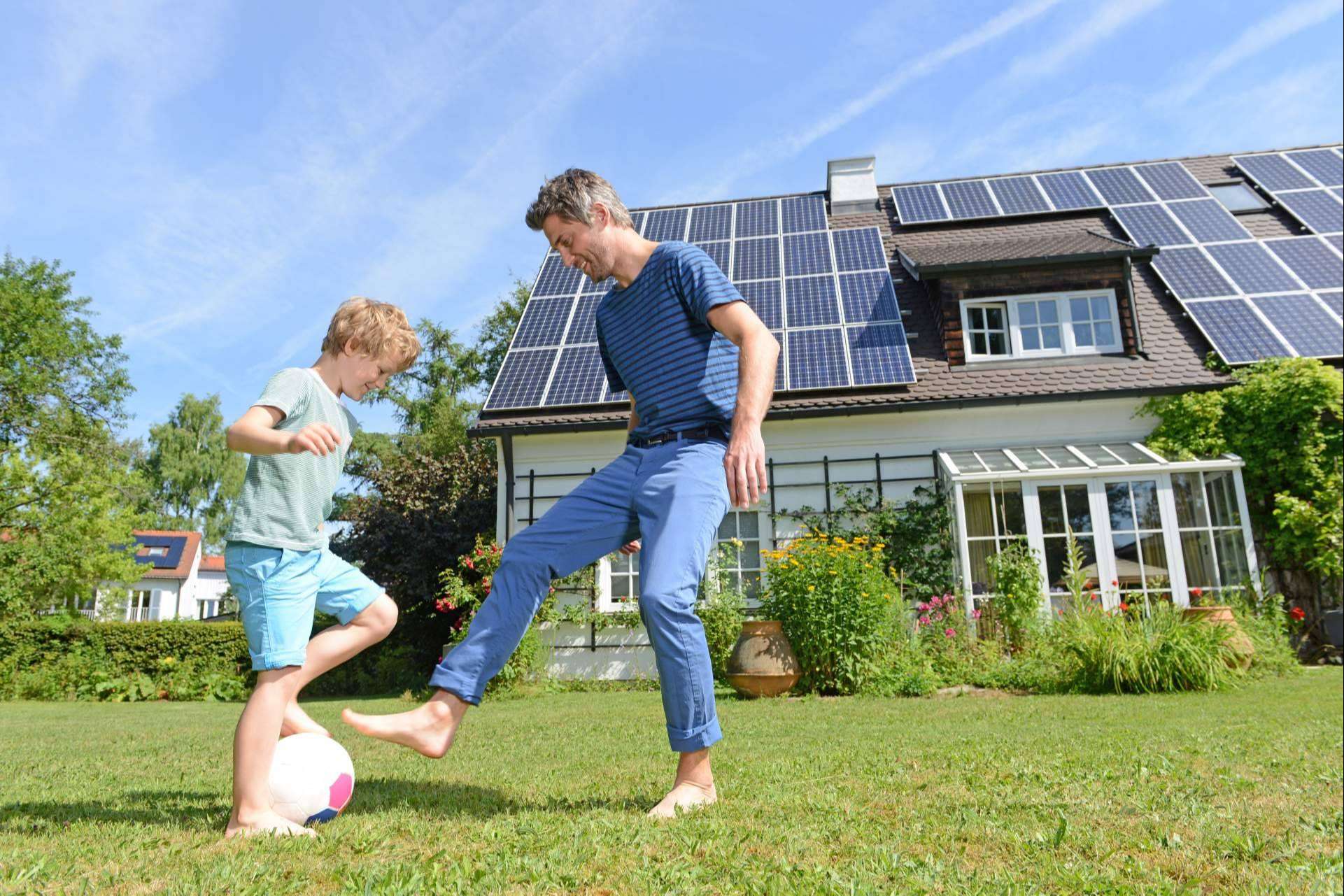 Soof se prepara para expandir su servicio por toda España, la startup que impulsa y facilita la instalación de placas solares
