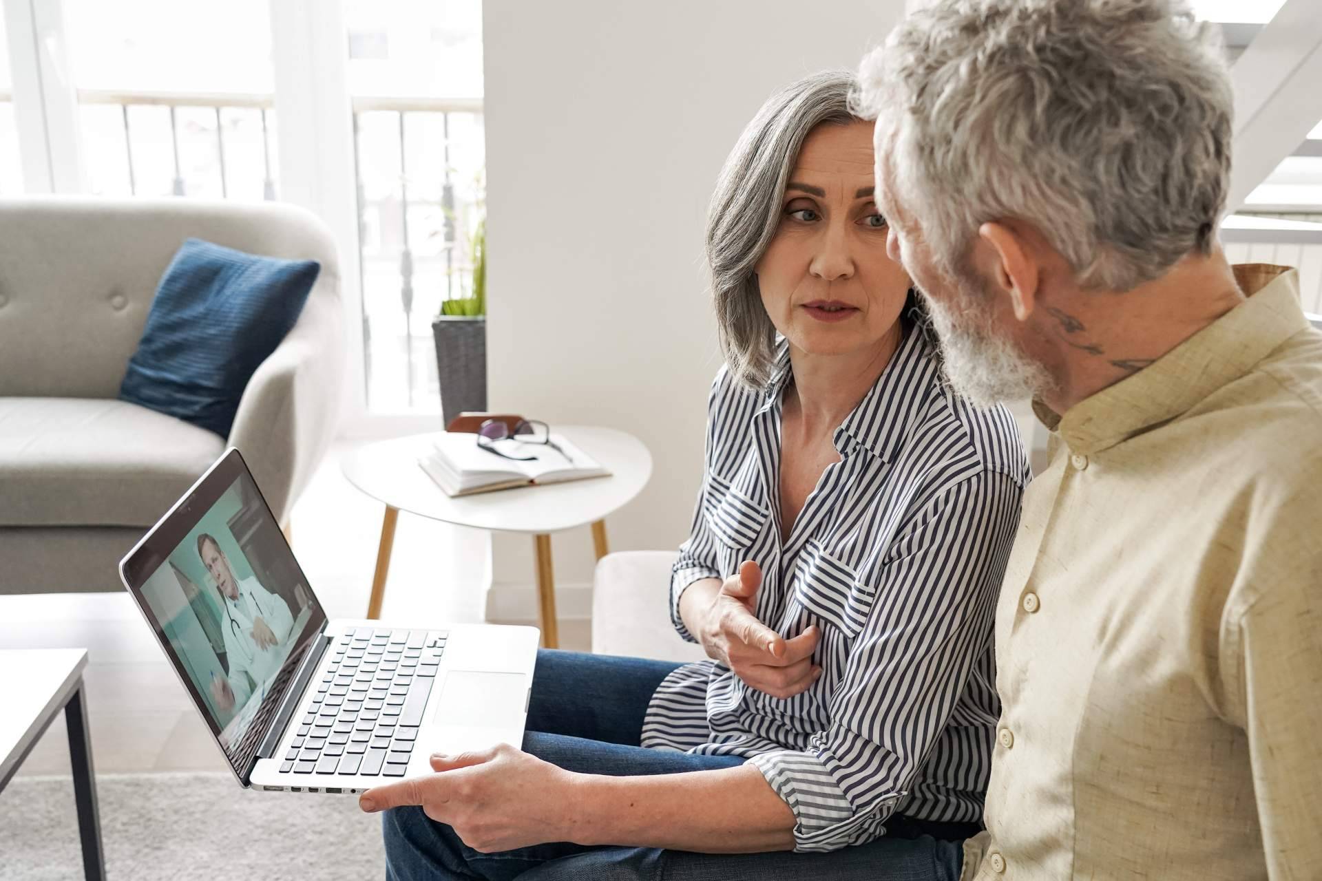 ¿De qué manera ayuda la terapia online a una pareja con problemas en la relación?