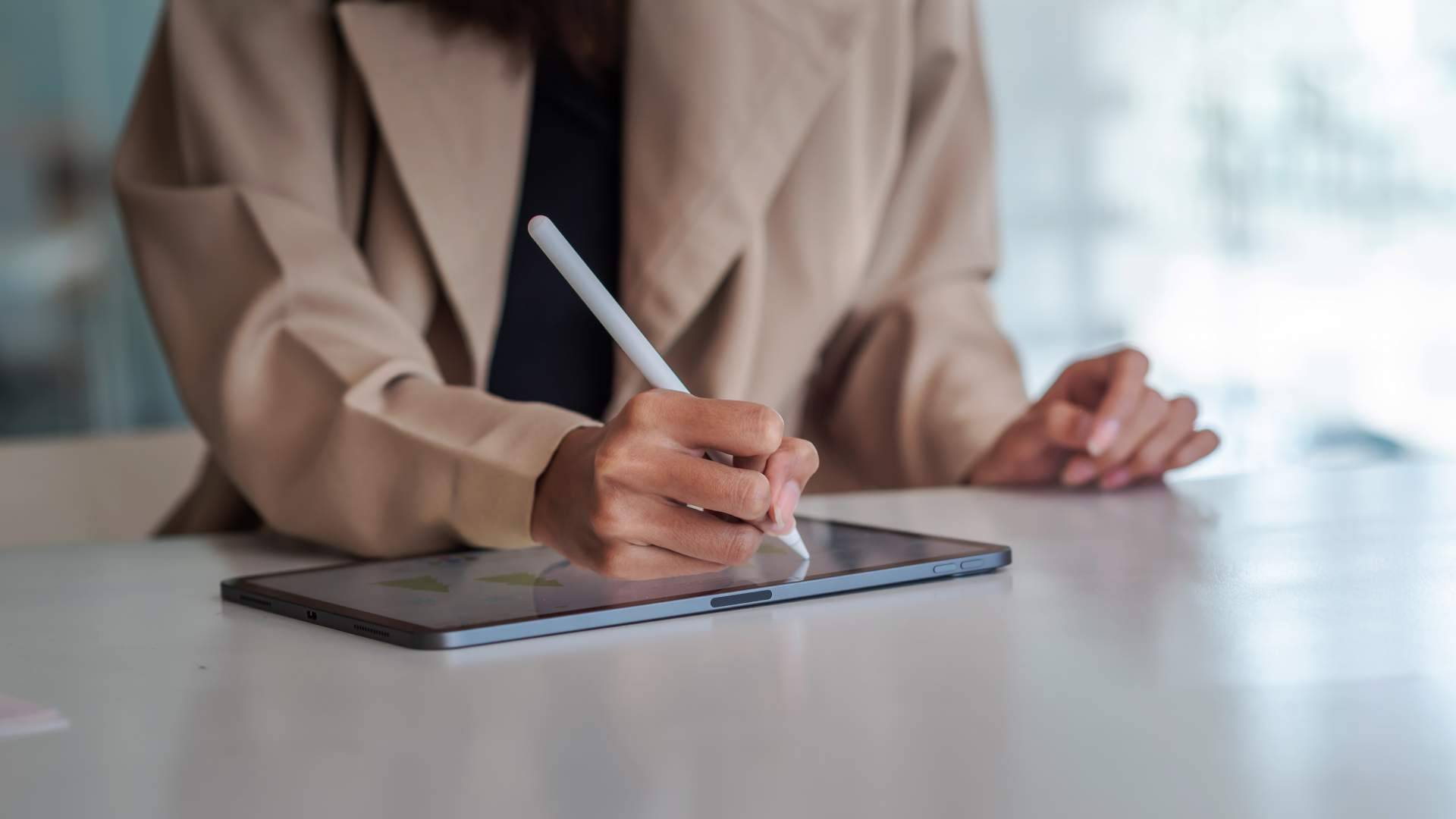 firmar.online ofrece la posibilidad de optar por la firma digital manuscrita biométrica sin perder la validez legal