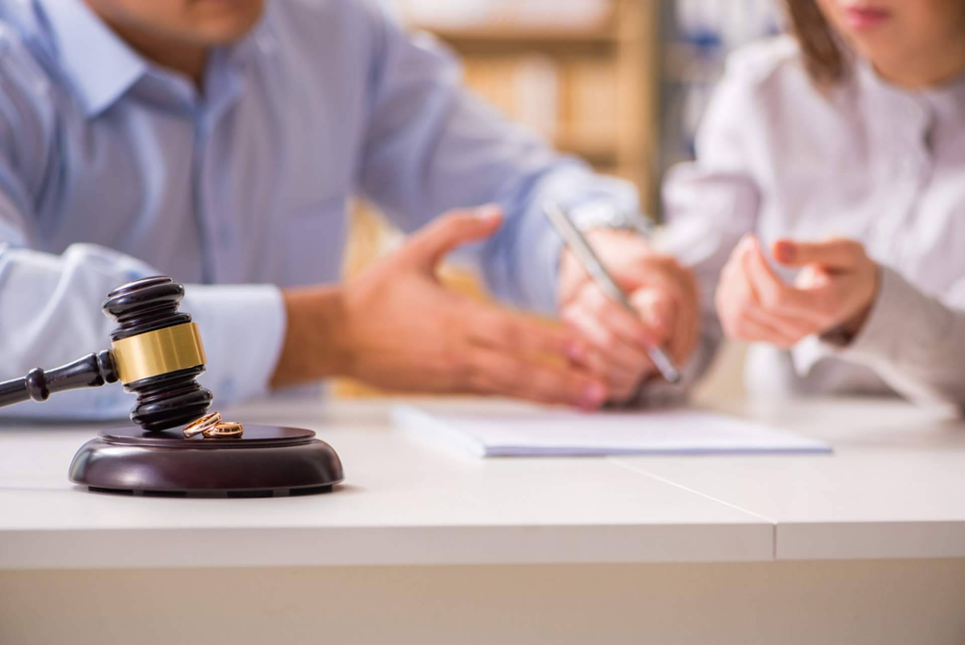 Divorcioscatalunya.com asiste en la modificación de medidas en sentencias de divorcio