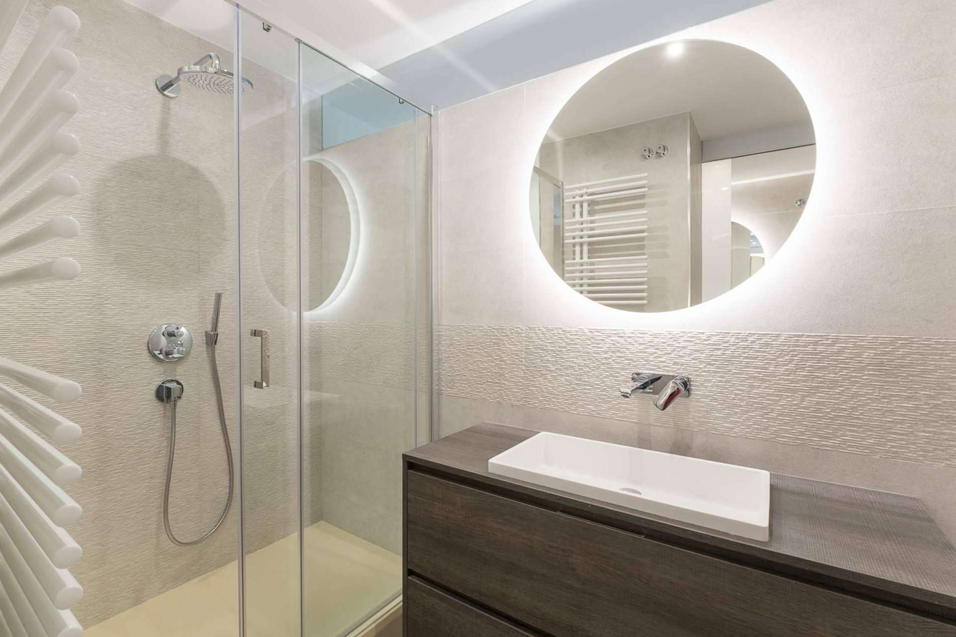 Aquí tu Reforma se encarga de renovar el baño para conseguir un espacio cómodo