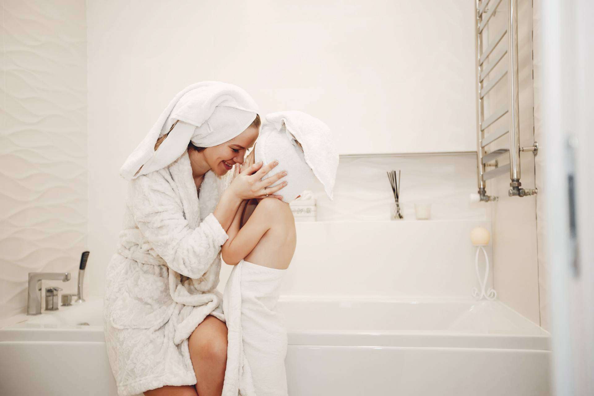 Cuidar la piel de toda la familia con la cosmética 100 % orgánica de DHYVANA