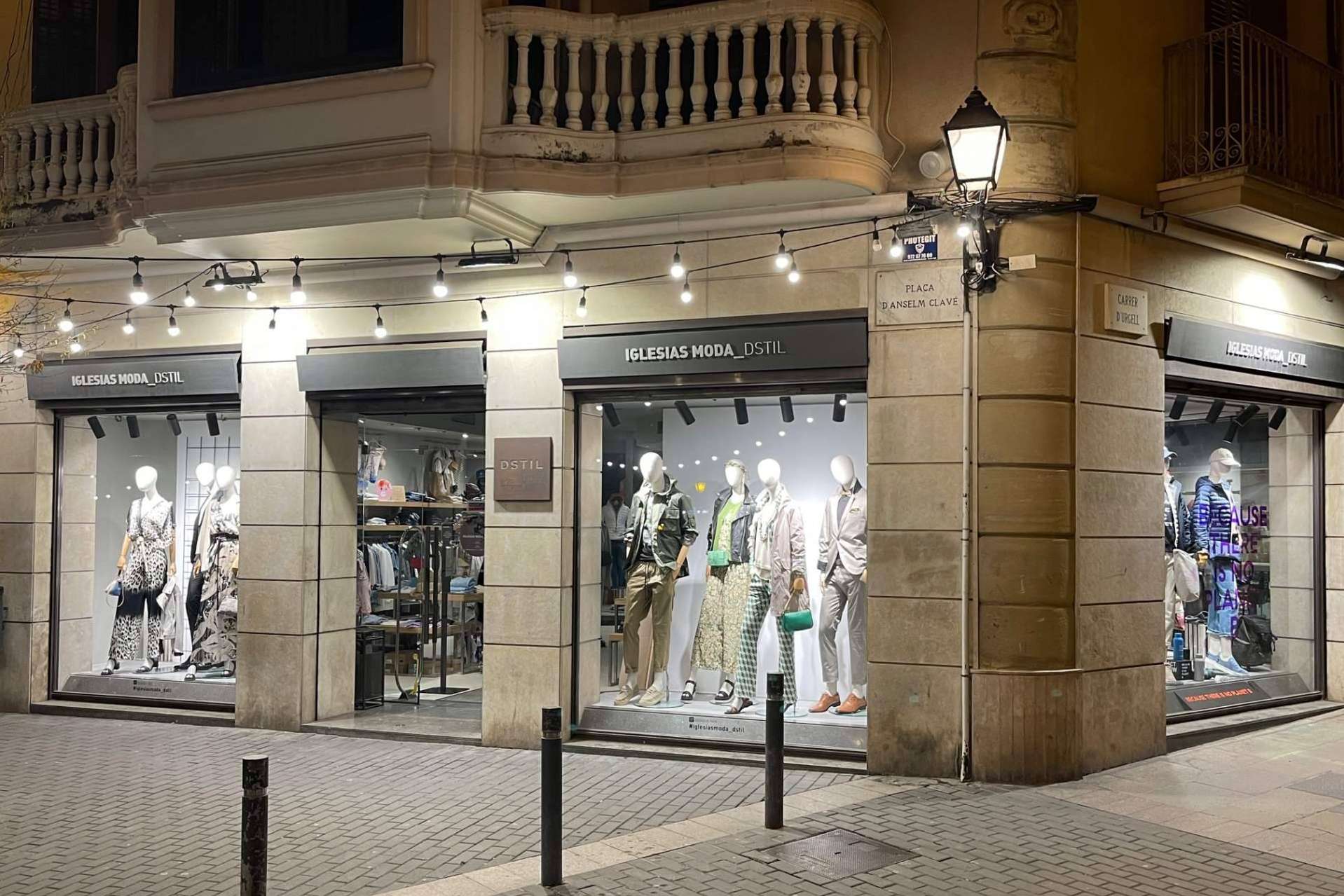 Iglesias Moda sigue las últimas tendencias creando looks únicos y exclusivos