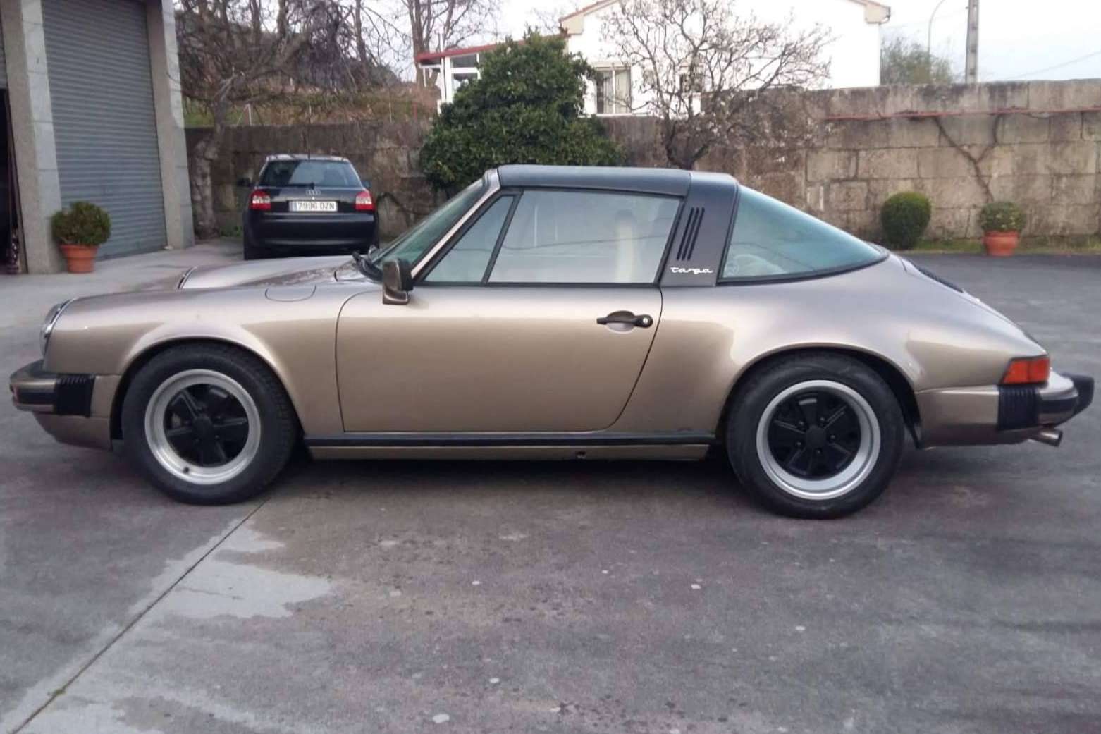 El precio de la gasolina no ralentiza la importación de coches de EE. UU.