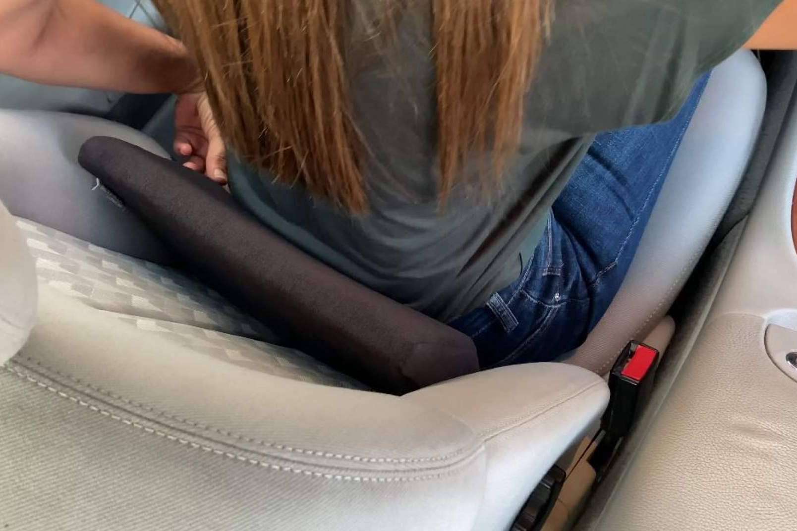 Mejorar la postura y disminuir la fatiga al conducir de la mano de Actineck LumbCar
