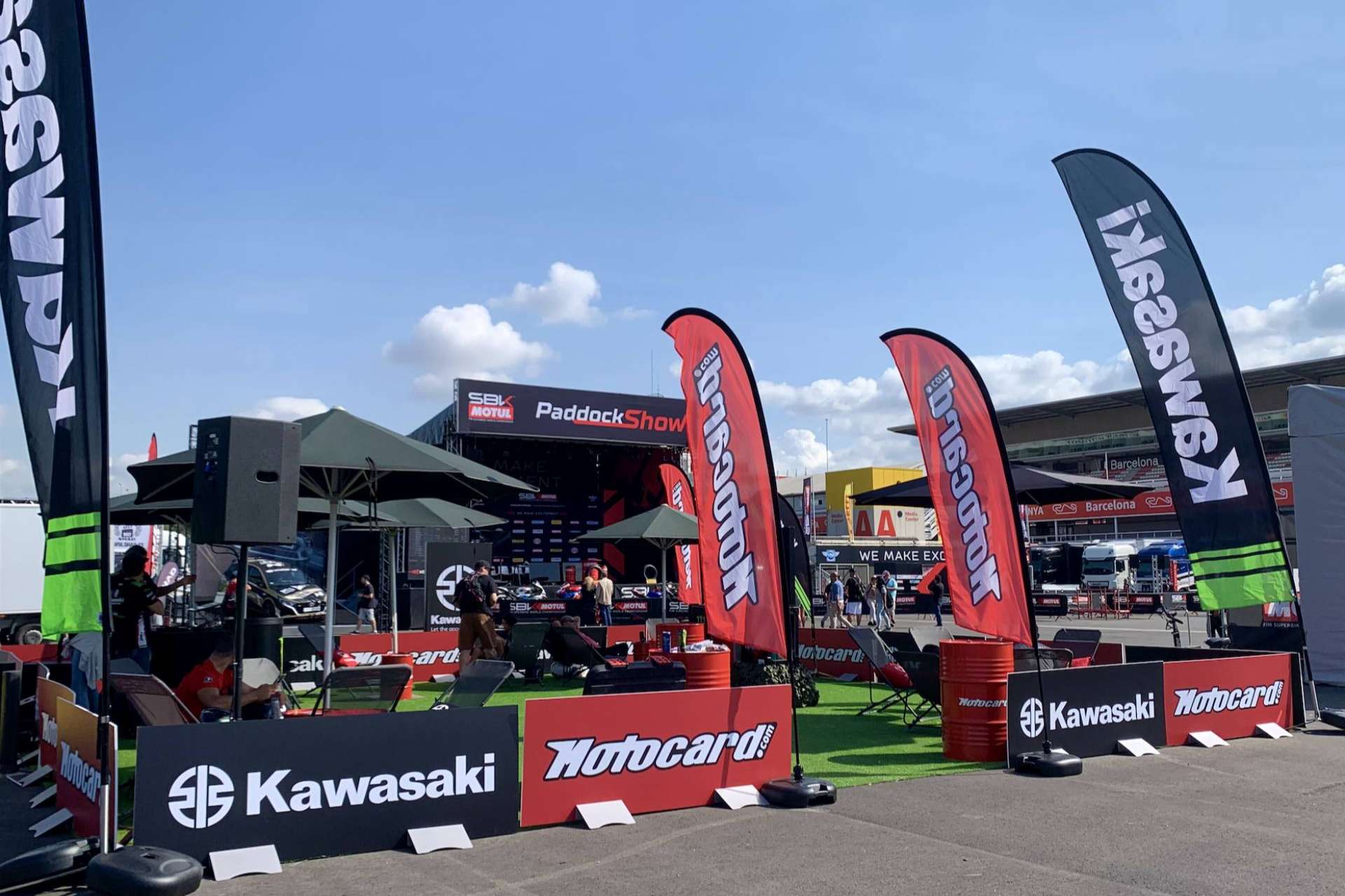 El Paddock Village Motocard/Kawasaki, gran punto de referencia en el Catalunya WorldSBK