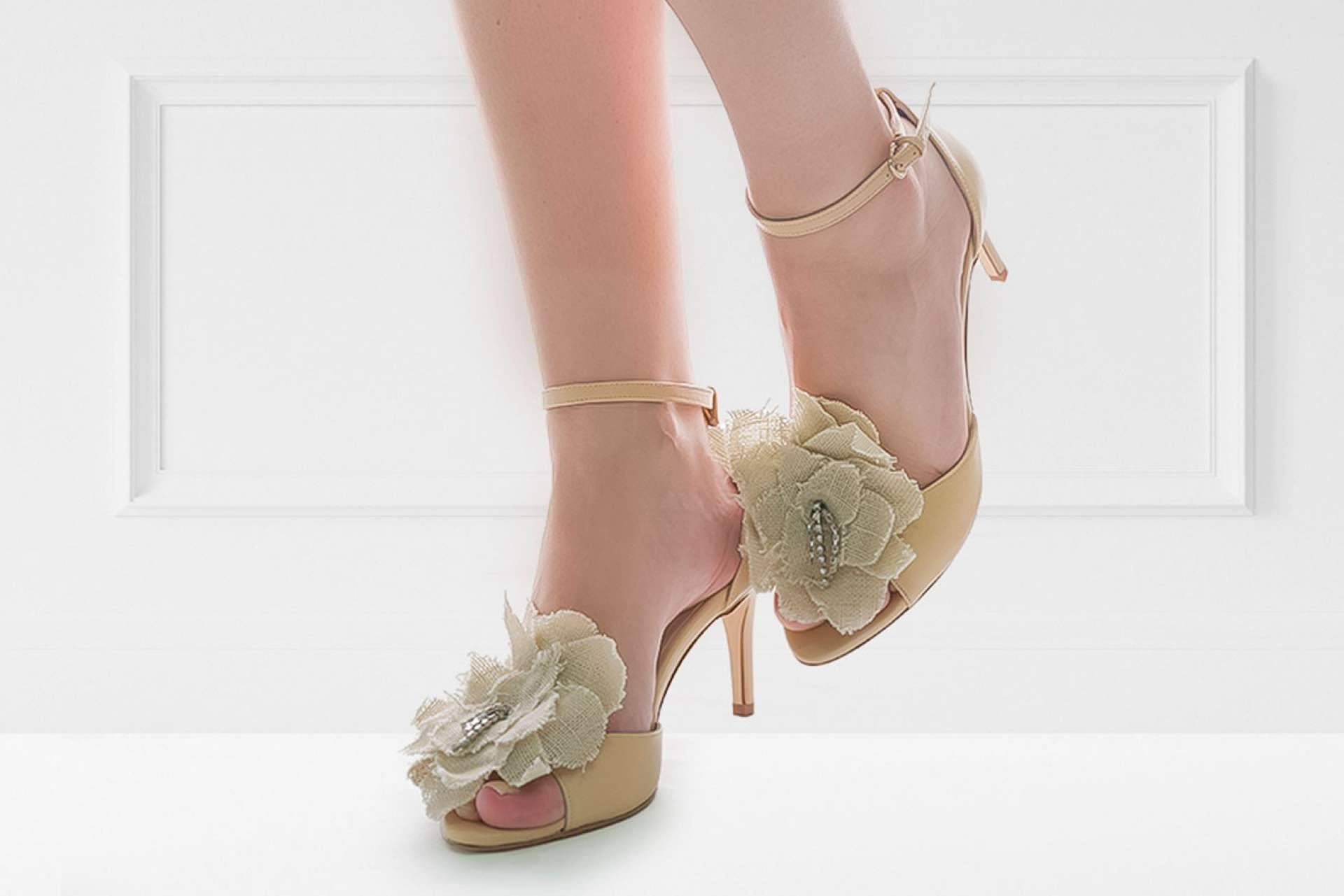 Zapatos hechos en España, en Mila de Lucila