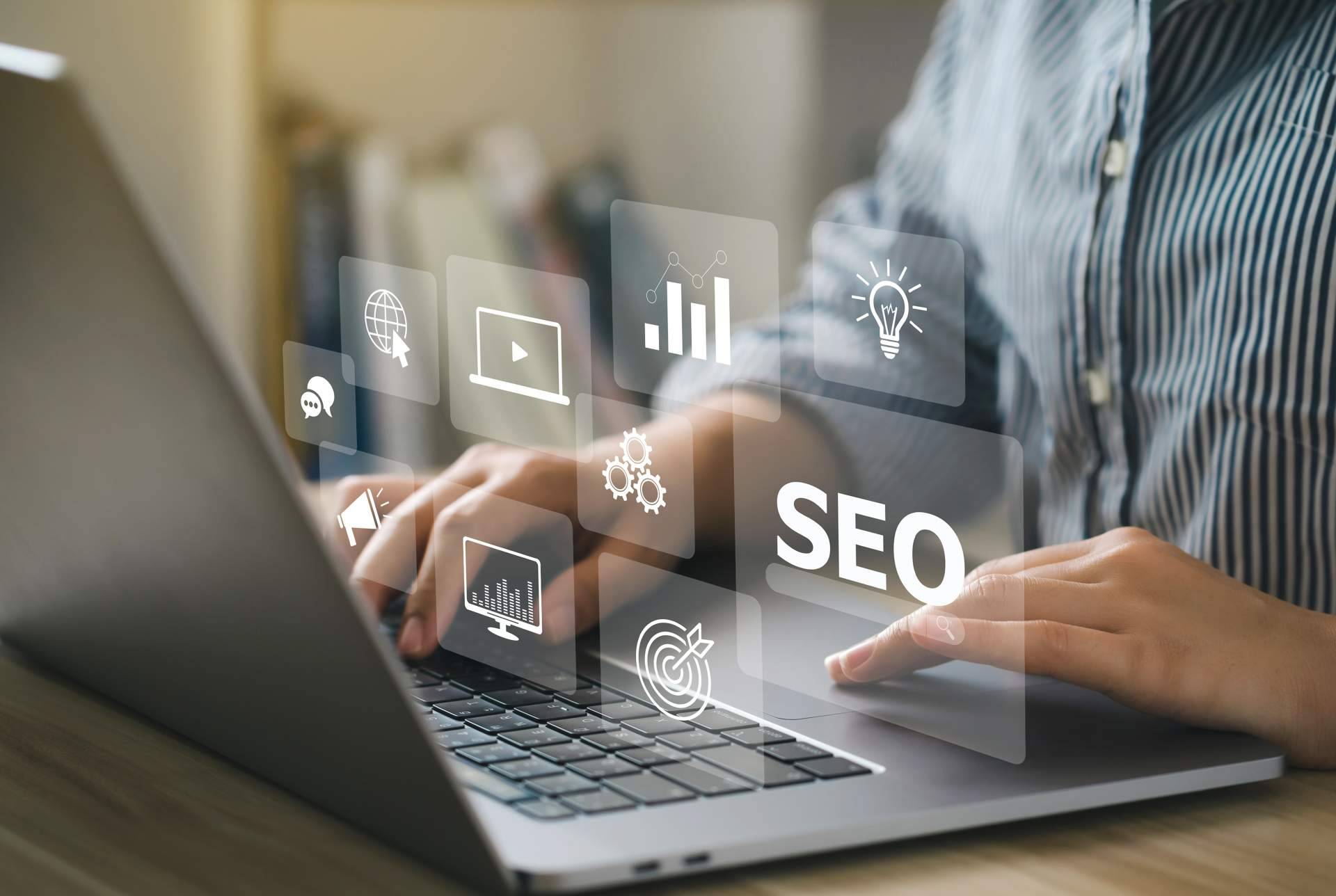 Preparar a las empresas para mejorar el posicionamiento web SEO, con Agora