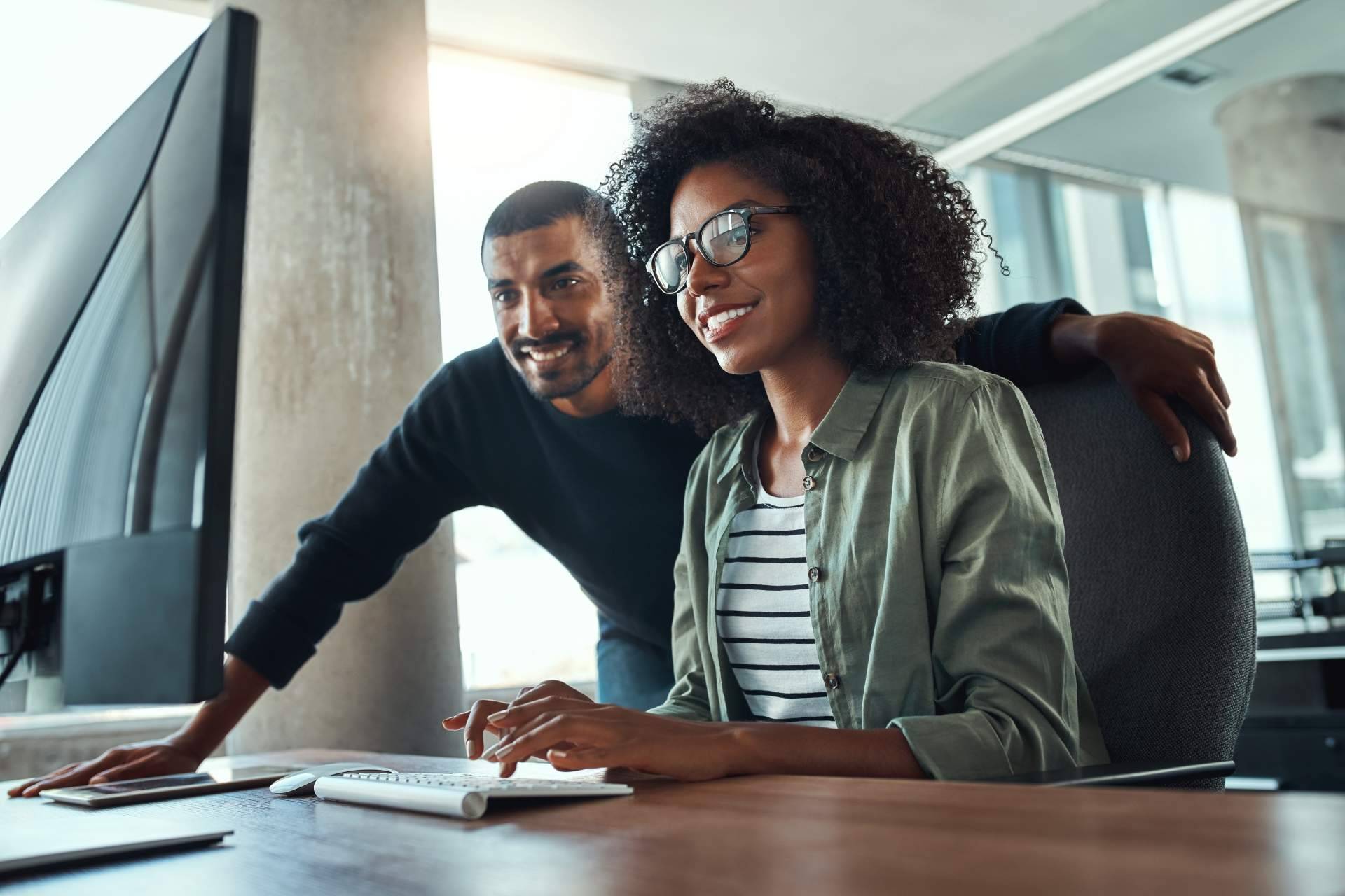 Crear una empresa en España contando con una asesoría empresarial adecuada y sus beneficios