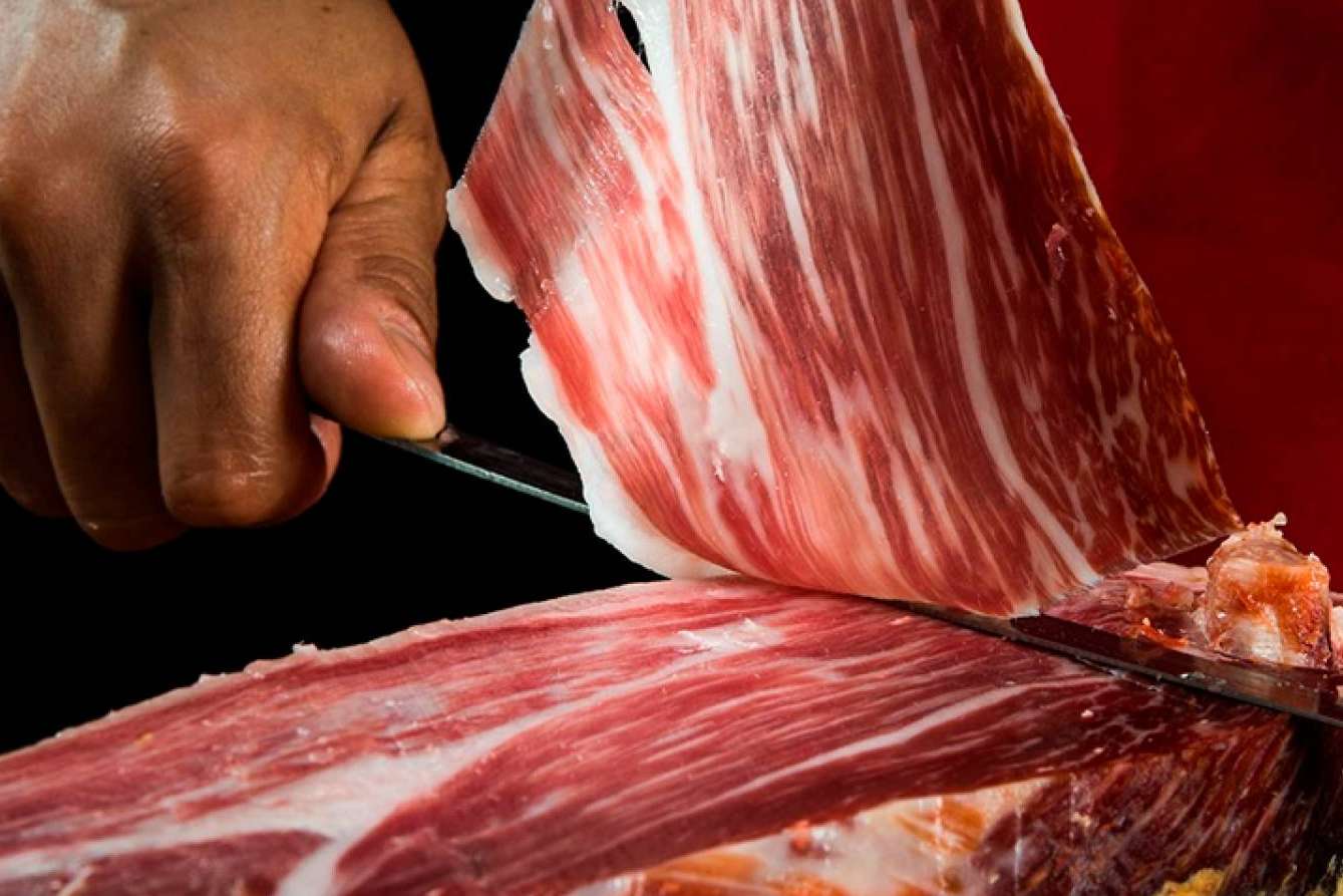 Enrique Tomás y su jamón ibérico para regalar estas navidades