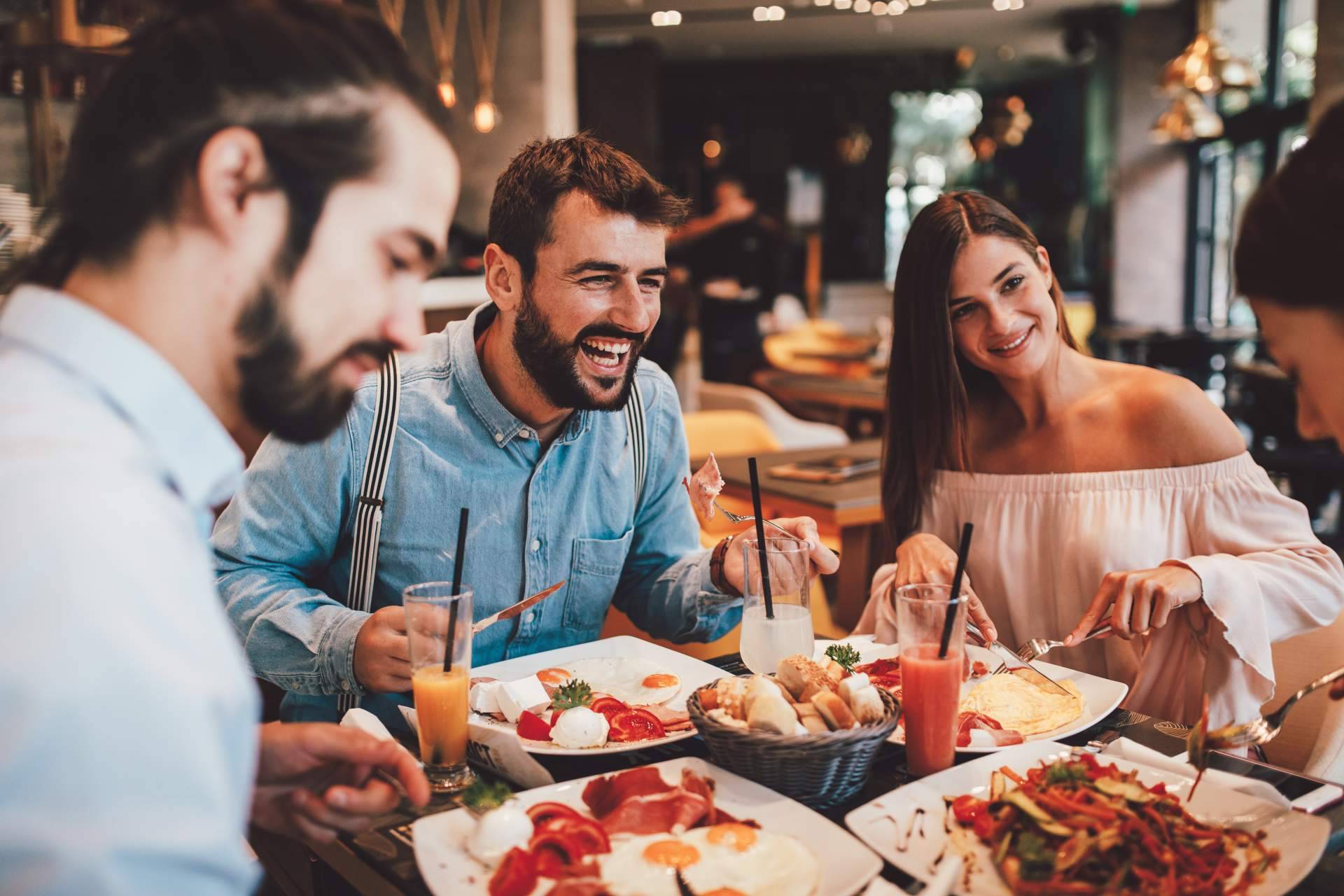 Despedidas Karamba, el aliado para celebrar cenas y comidas de empresa en Alicante
