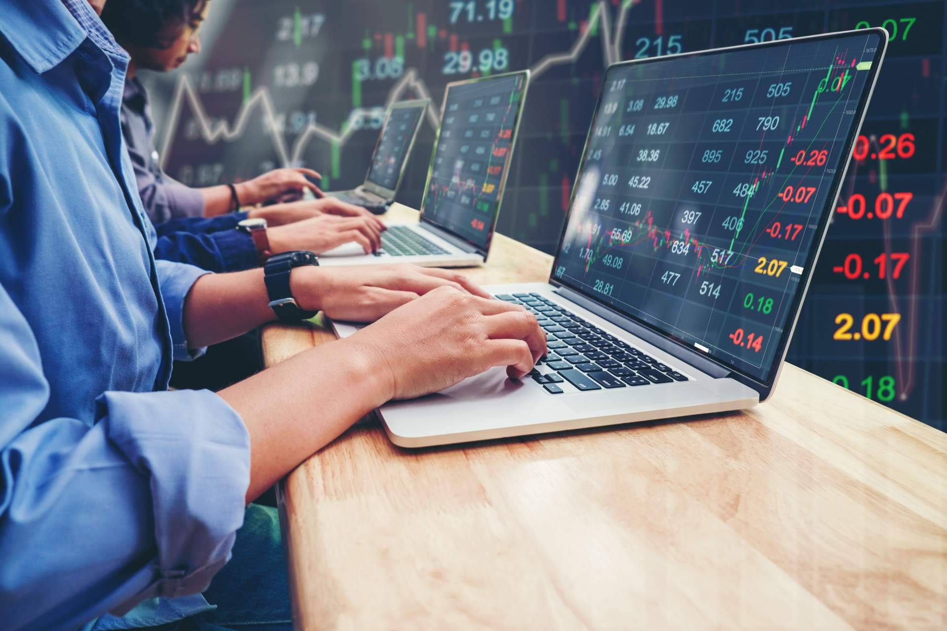 ITCS Trade es catalogada como la quinta mejor plataforma de negociación por InvestoRunner
