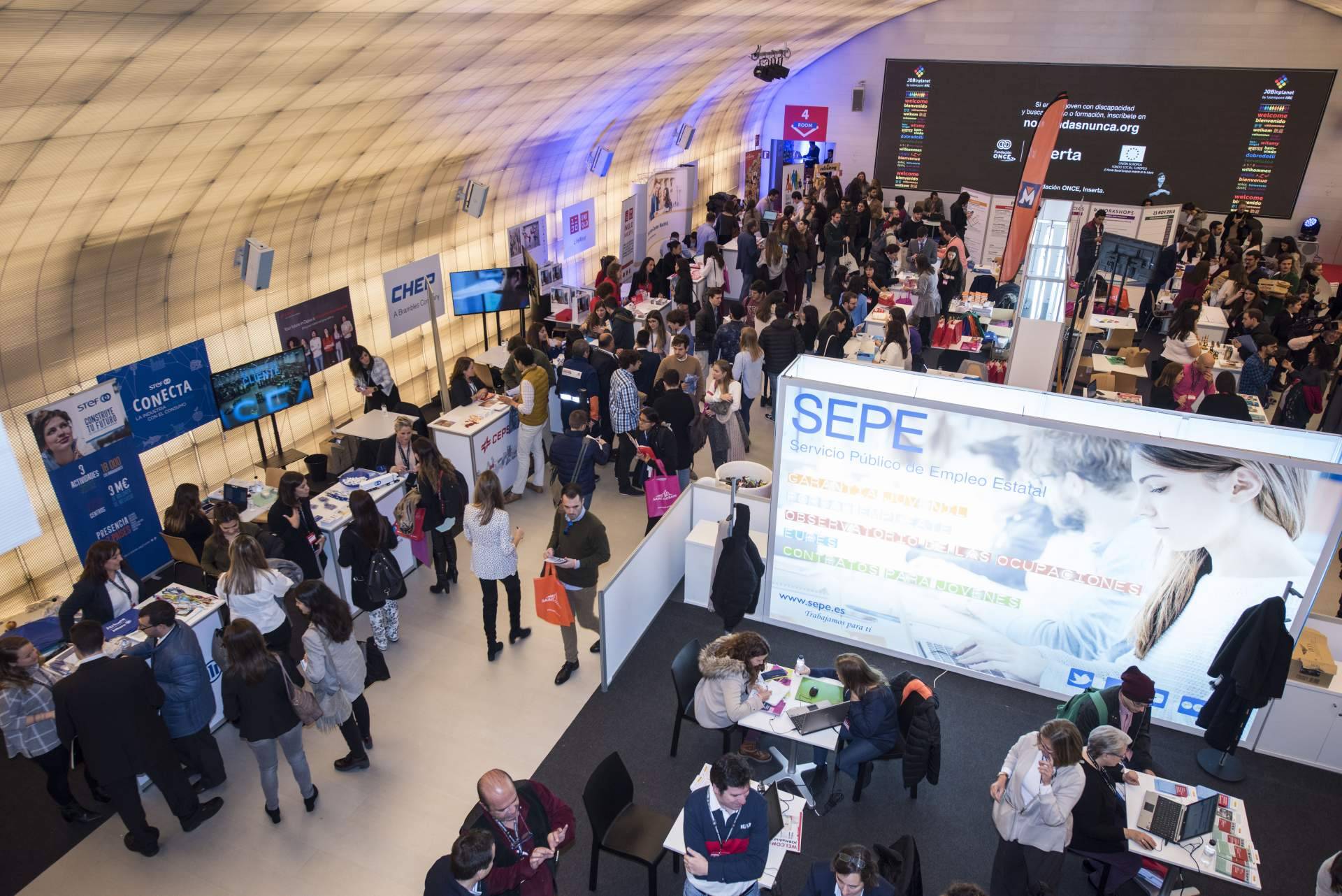 Encontrar trabajo y prácticas en empresas líderes de la mano de JOBMadrid'22,  un evento de referencia