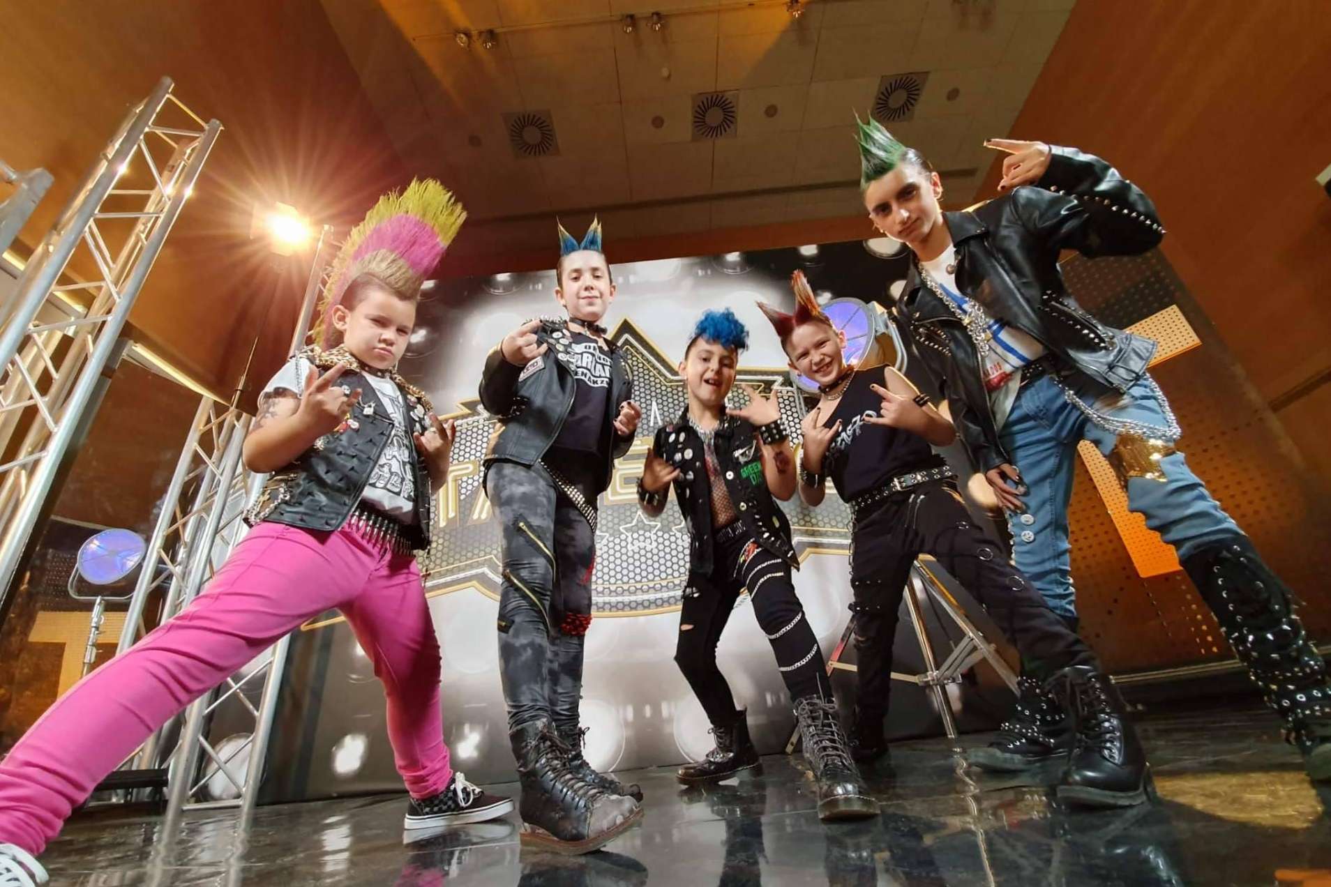 ¿Por qué se conoce Rock Factory como una escuela de prodigios?