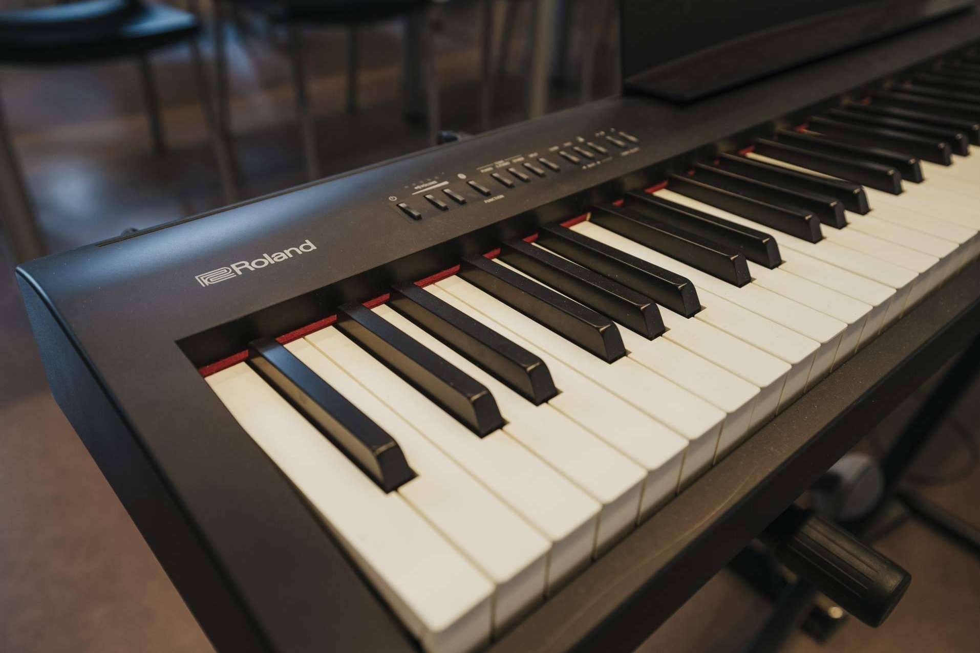Cómo superar un bloqueo creativo y escribir buenas canciones