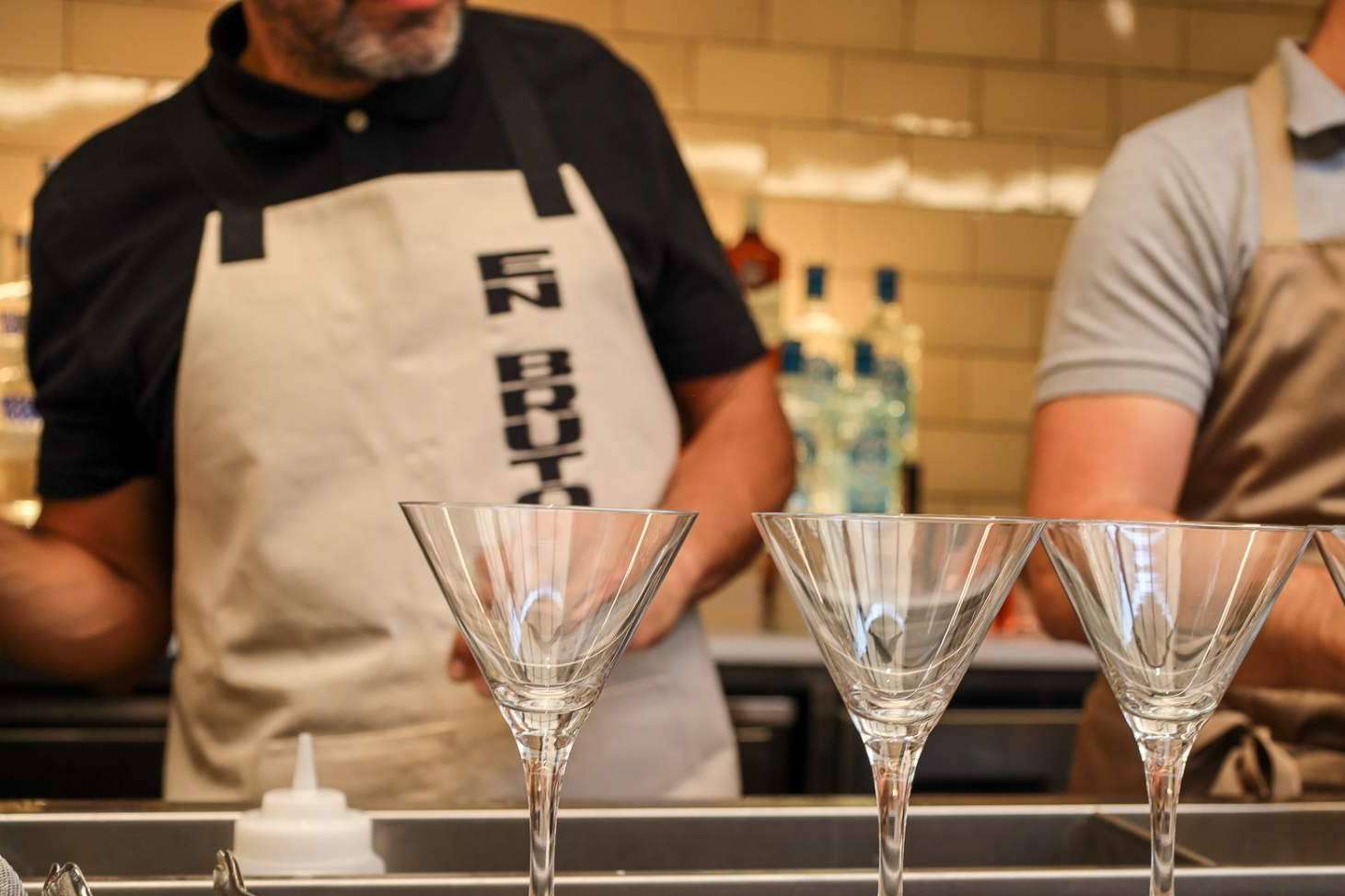 En Bruto permite disfrutar de la kombucha natural en Madrid