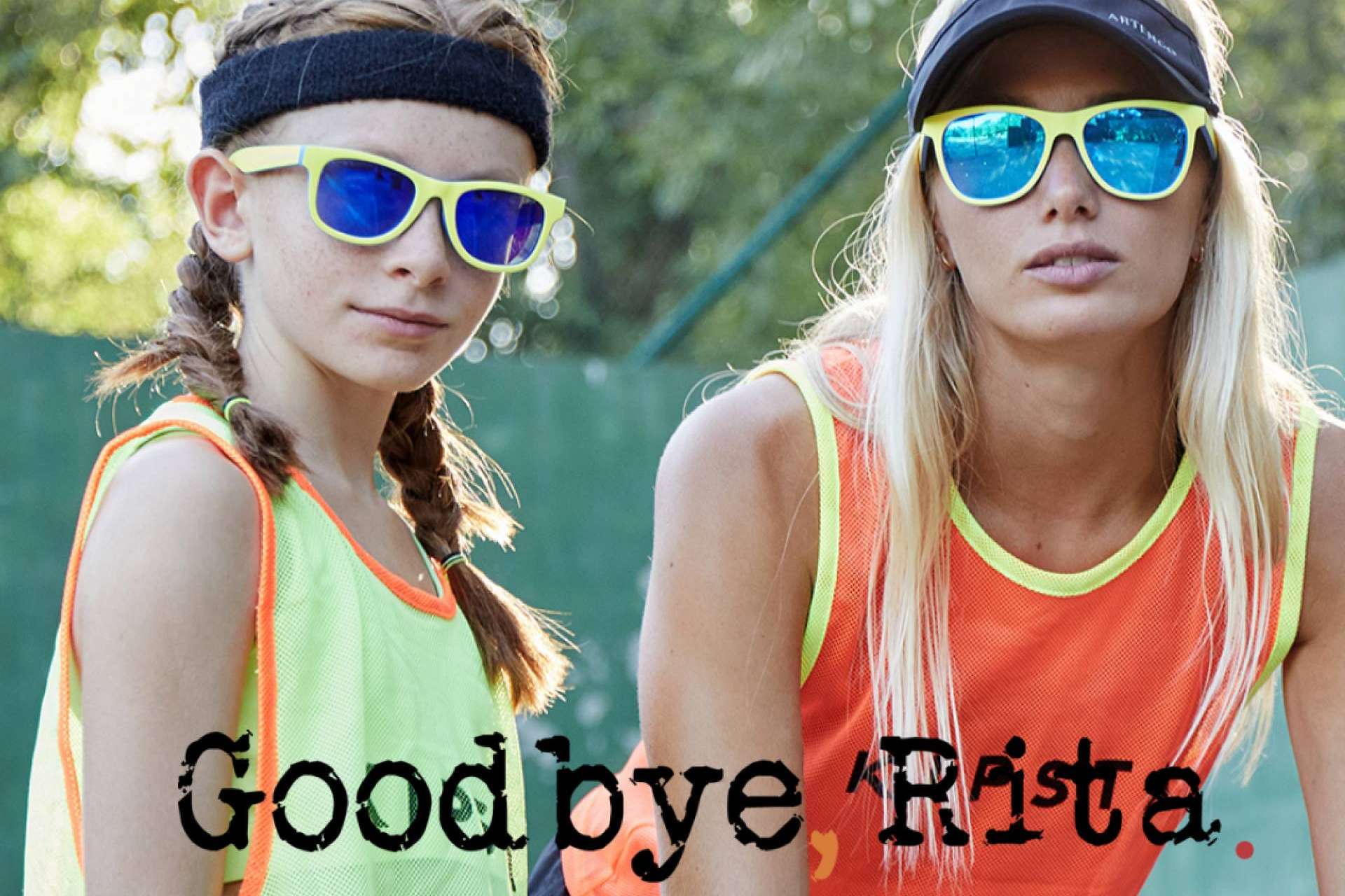 Las gafas de Goodbye, Rita son una buena opción de regalo de Navidad para toda la familia