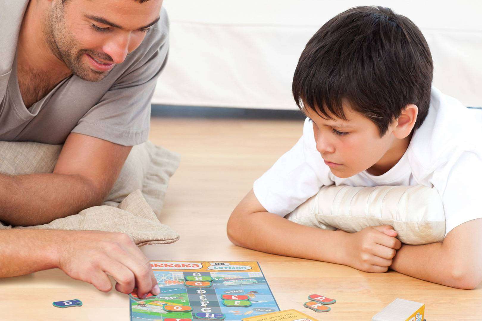 Regalar juegos de mesa educativos estas navidades