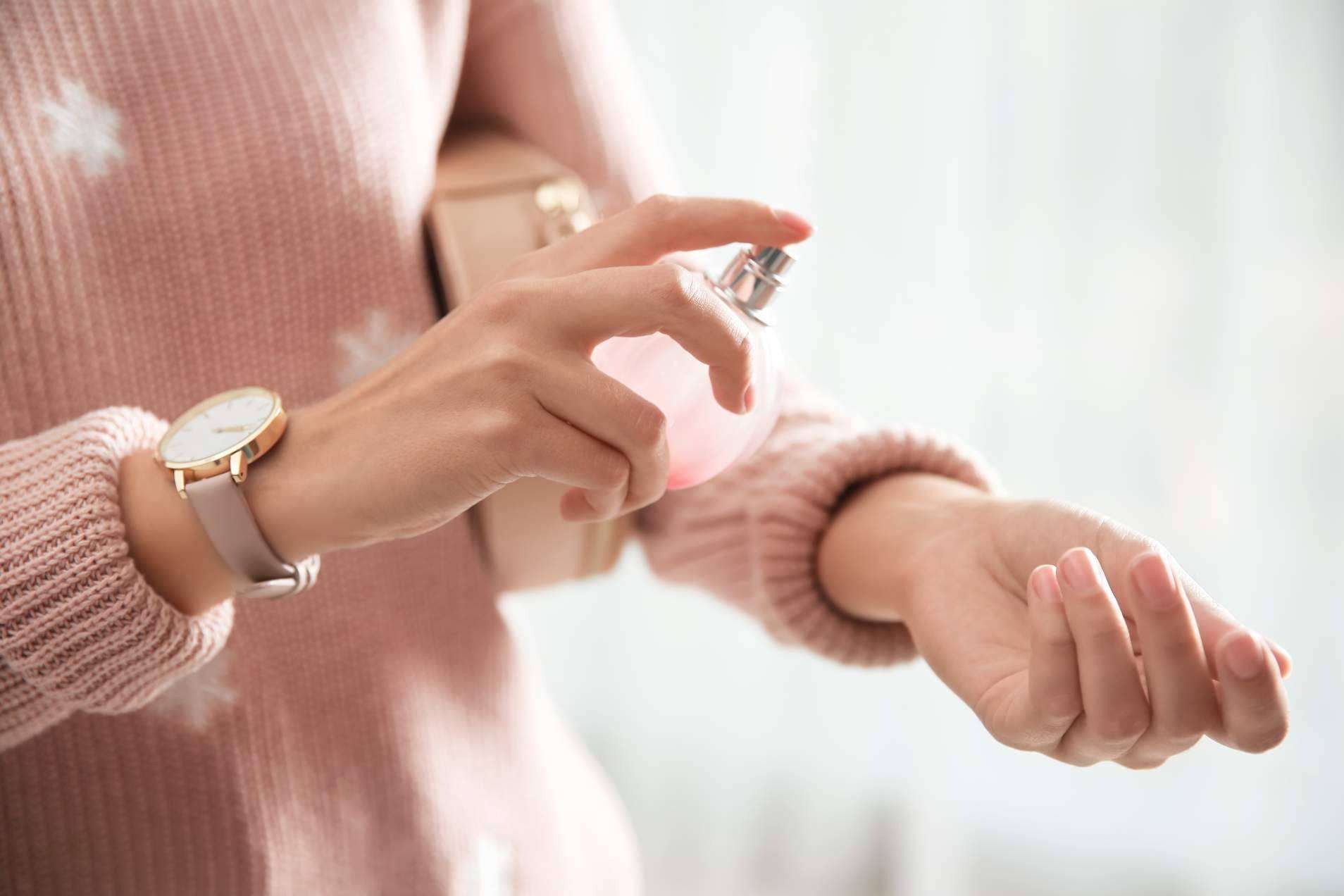 Divain Parfums dispone de más de 600 perfumes a un precio económico para regalar en Navidad