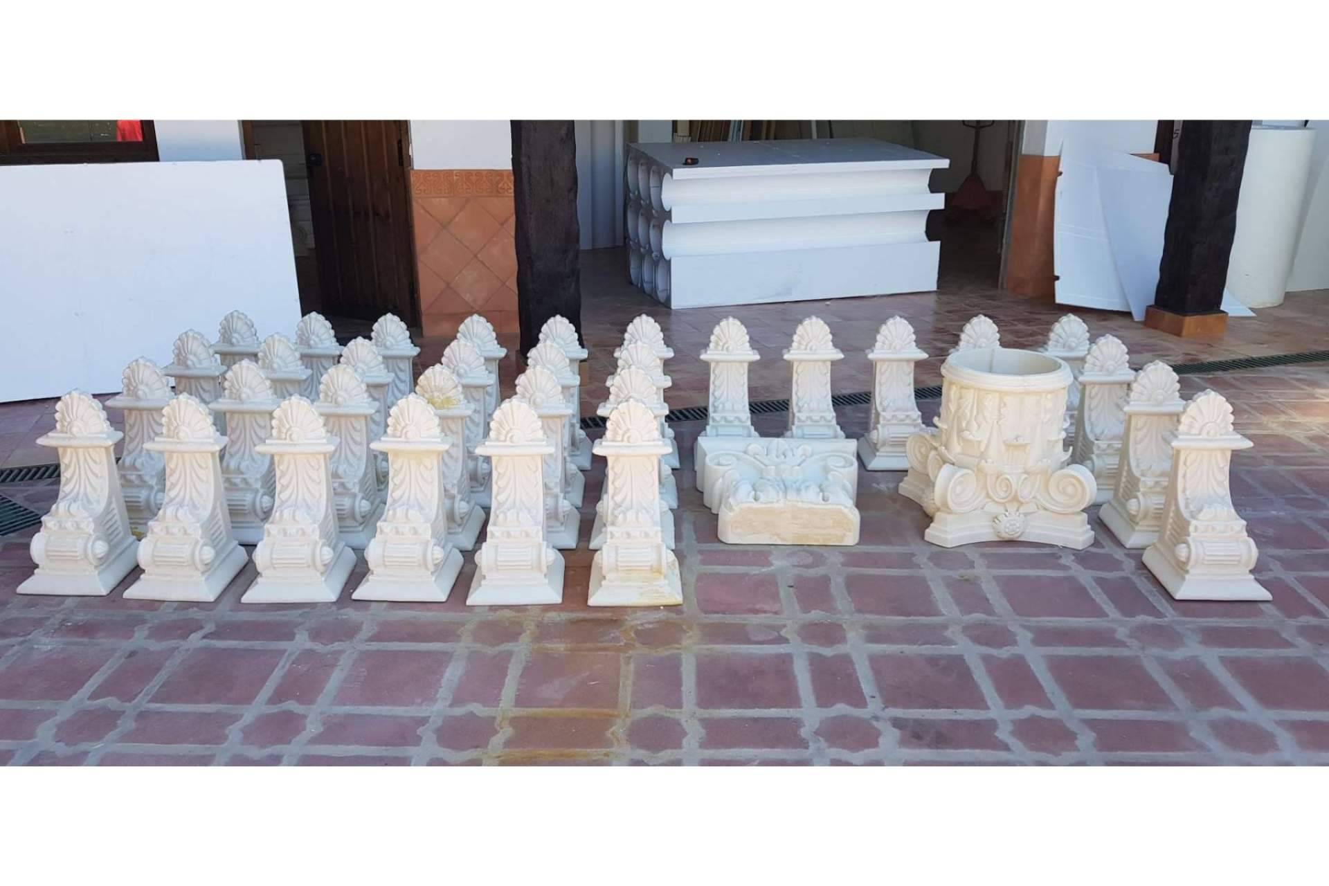 Ornamentales para la construcción, decoración, restauración y reformas, en Sumiseran