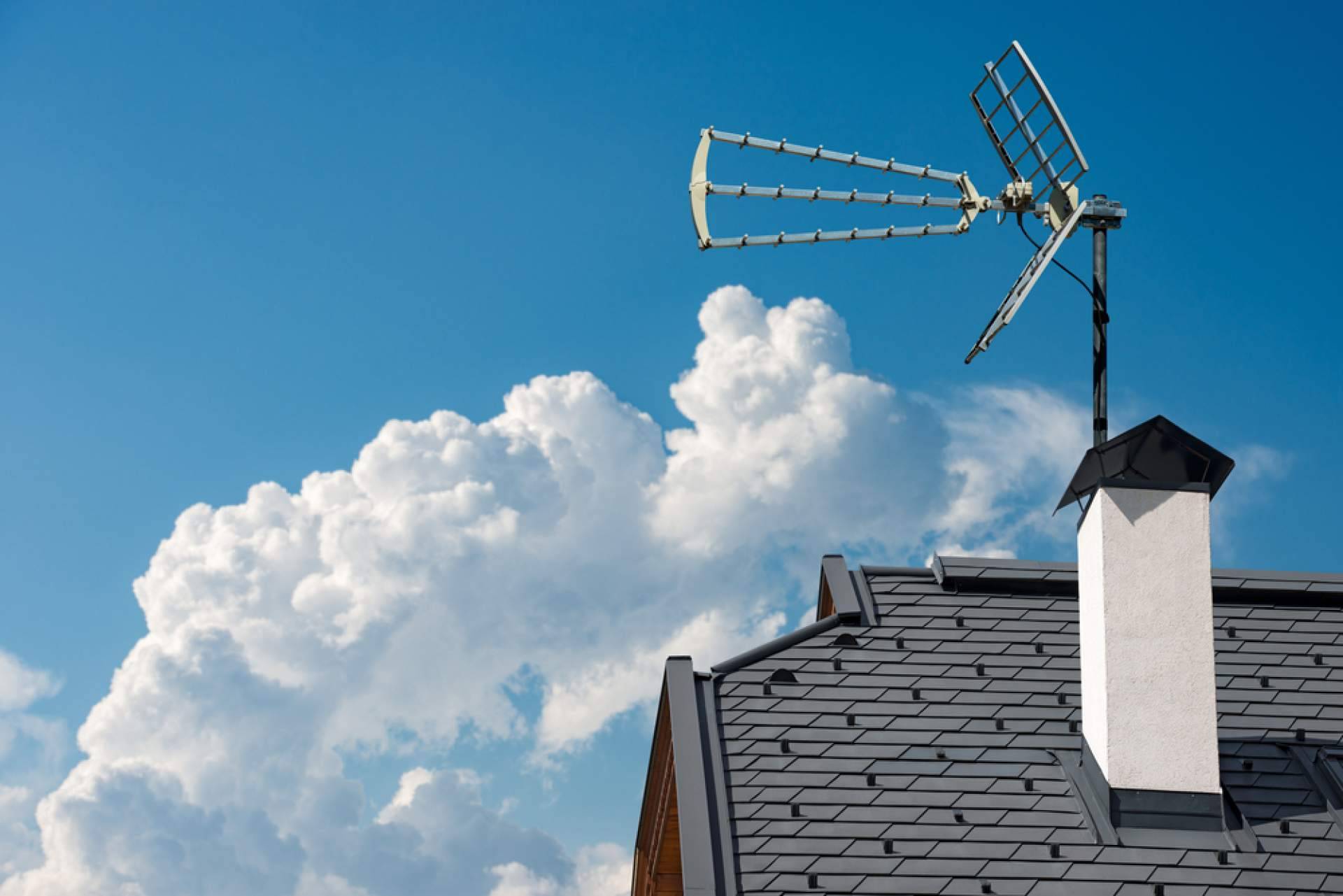 ¿Por qué es importante una buena instalación de la antena parabólica?