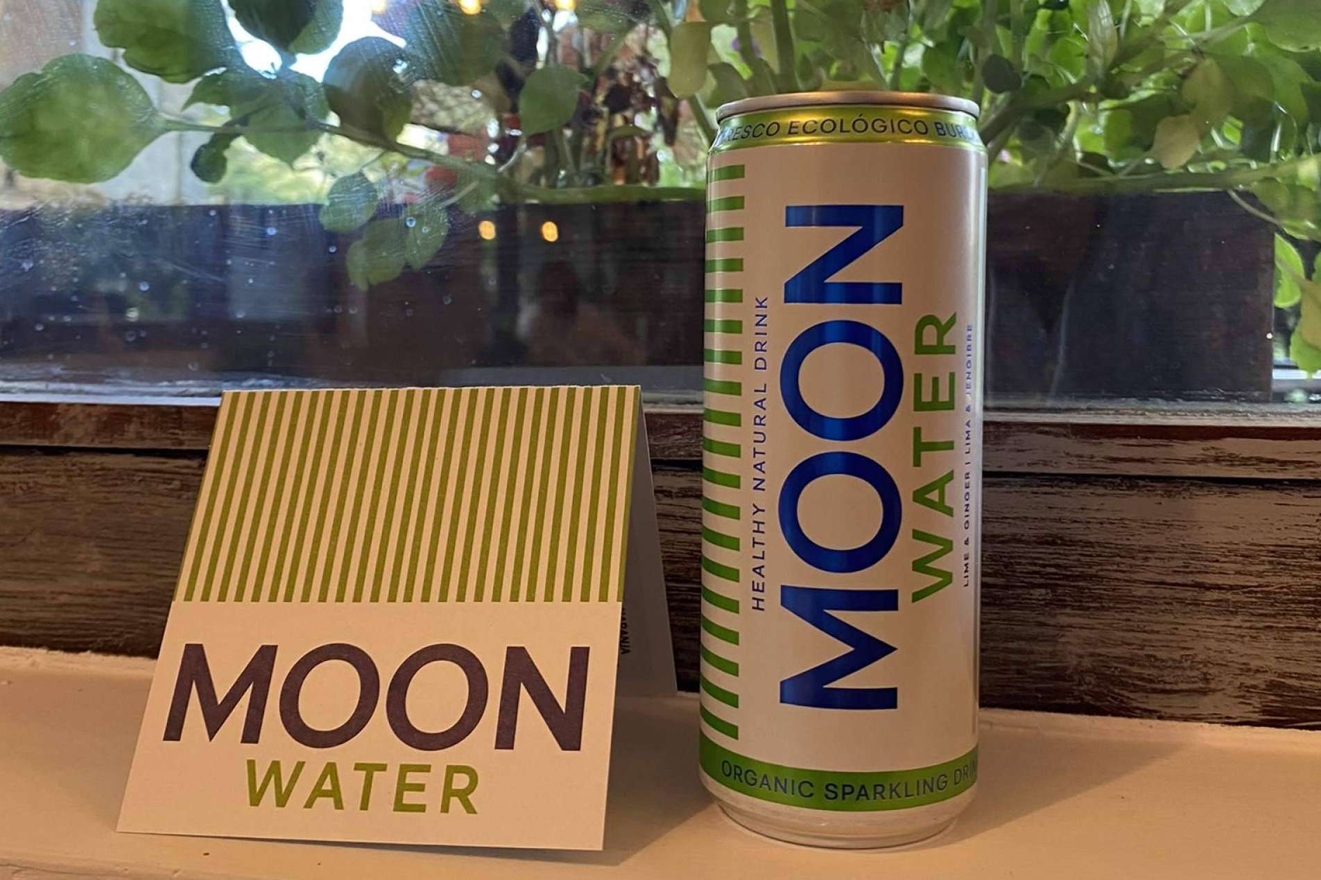 La marca de refrescos saludables MoonWater apoya el consumo responsable