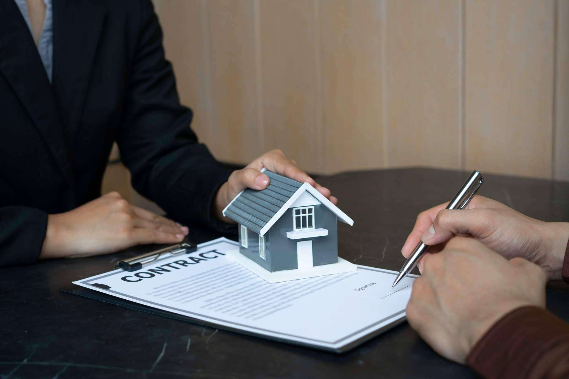 DAC Santiago, la inmobiliaria que ofrece asesoría y acompañamiento en el proceso de compraventa de un inmueble en Santiago de Compostela
