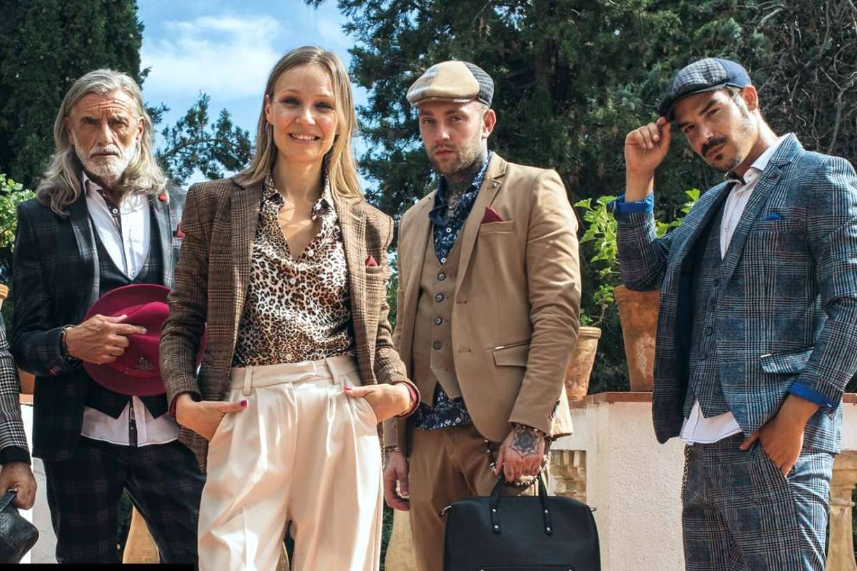 Aragaza, la tienda de ropa en Barcelona que explica la importancia de la moda de diseño y proximidad