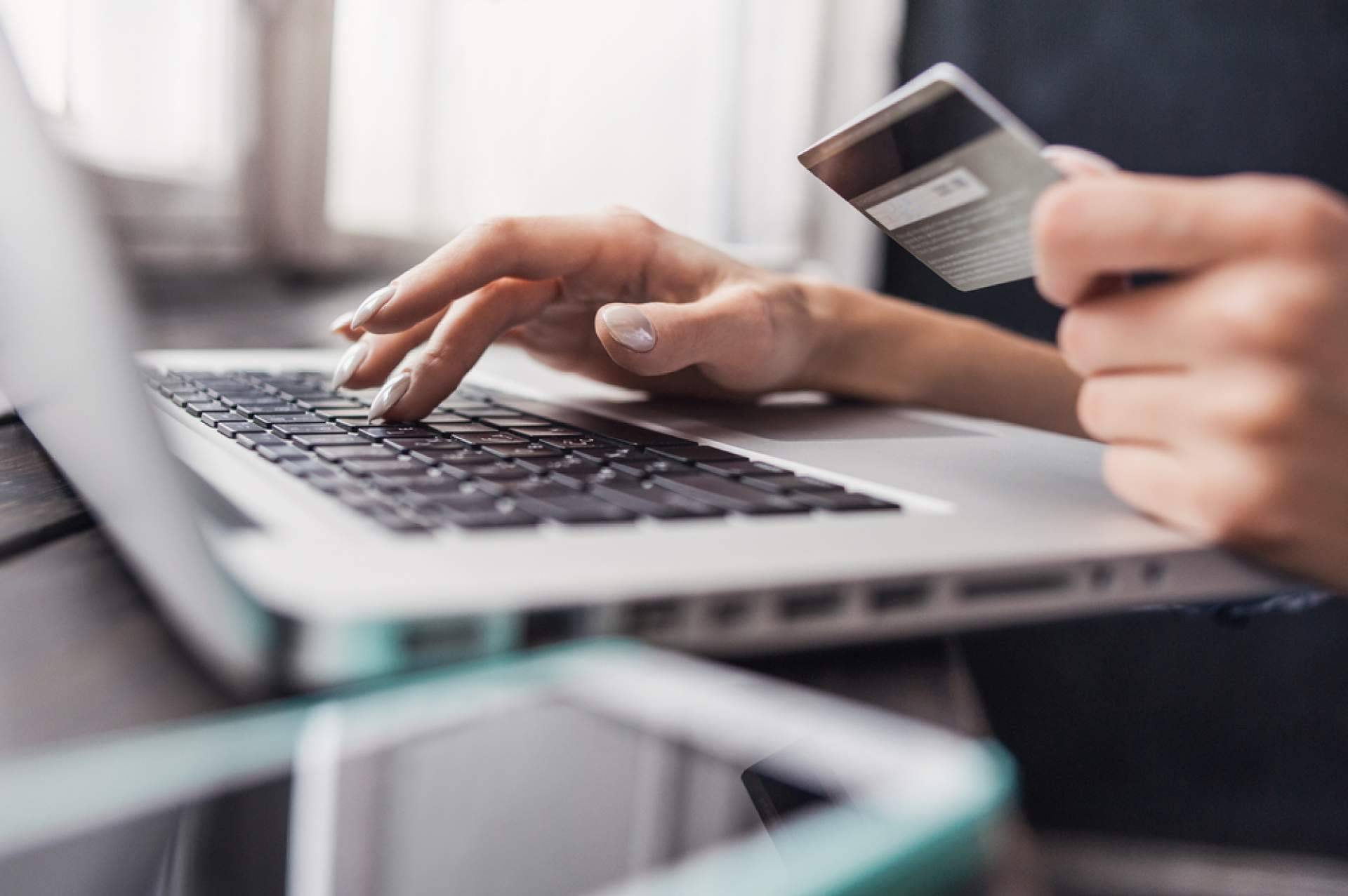 Las ventajas y desventajas del e-commerce, con IDX Innovadeluxe