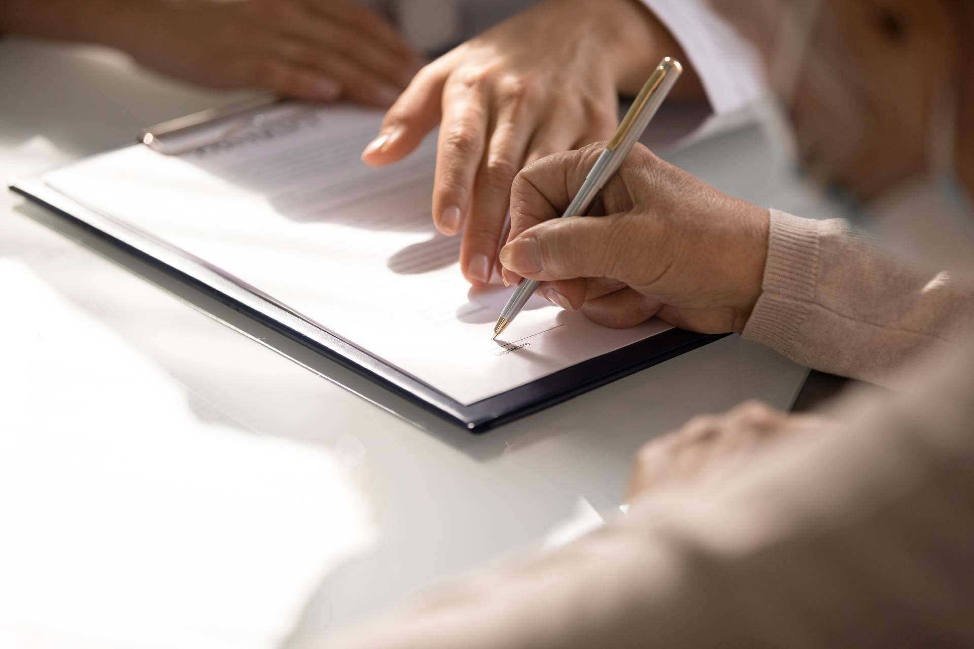 Contar con una correduría de seguros especialista en seguros de comunidades es importante para una administración de fincas