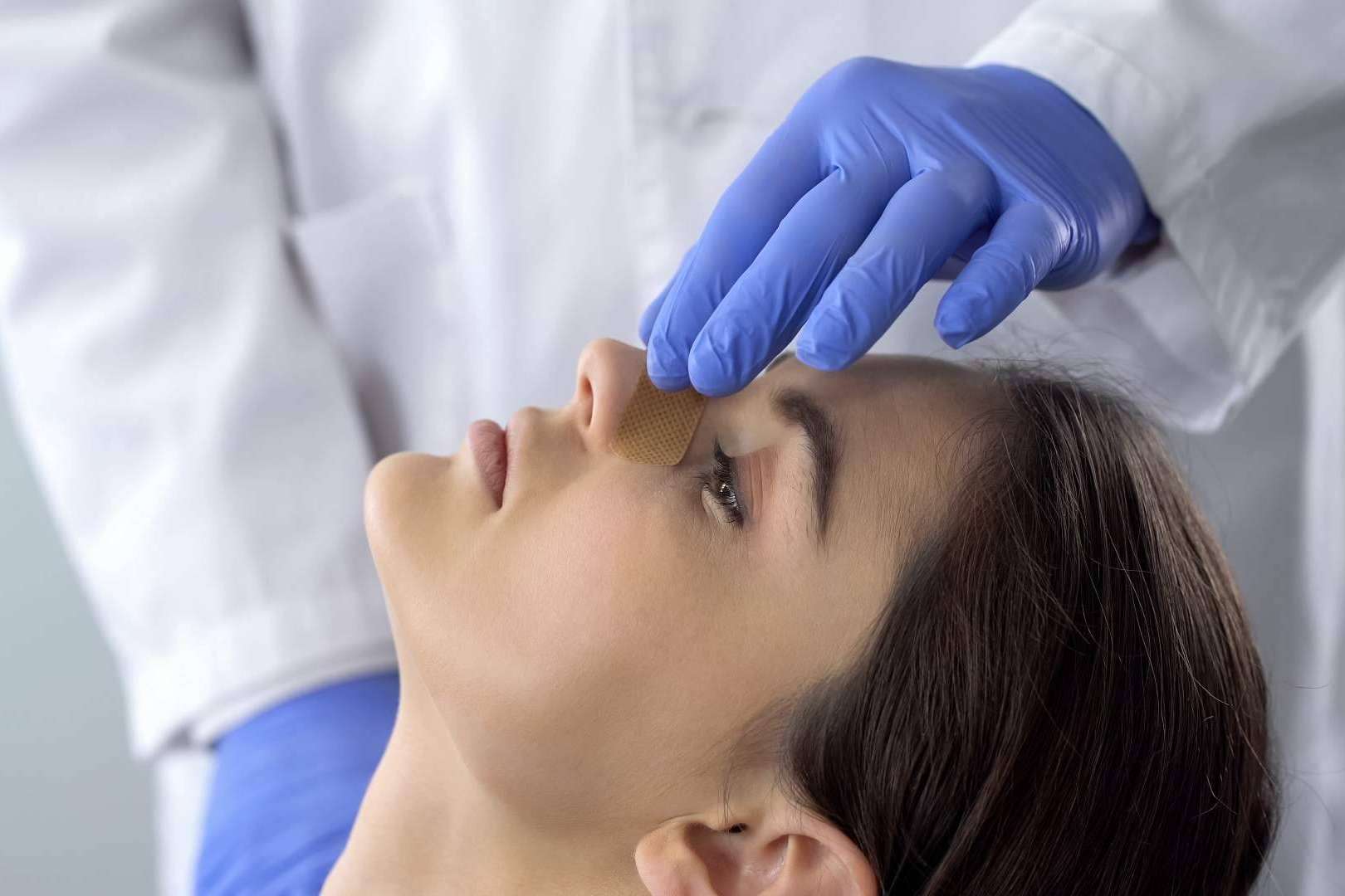 Clínica Dr. Millán Mateo, centro especializado en rinoplastia ultrasónica ubicado en Madrid