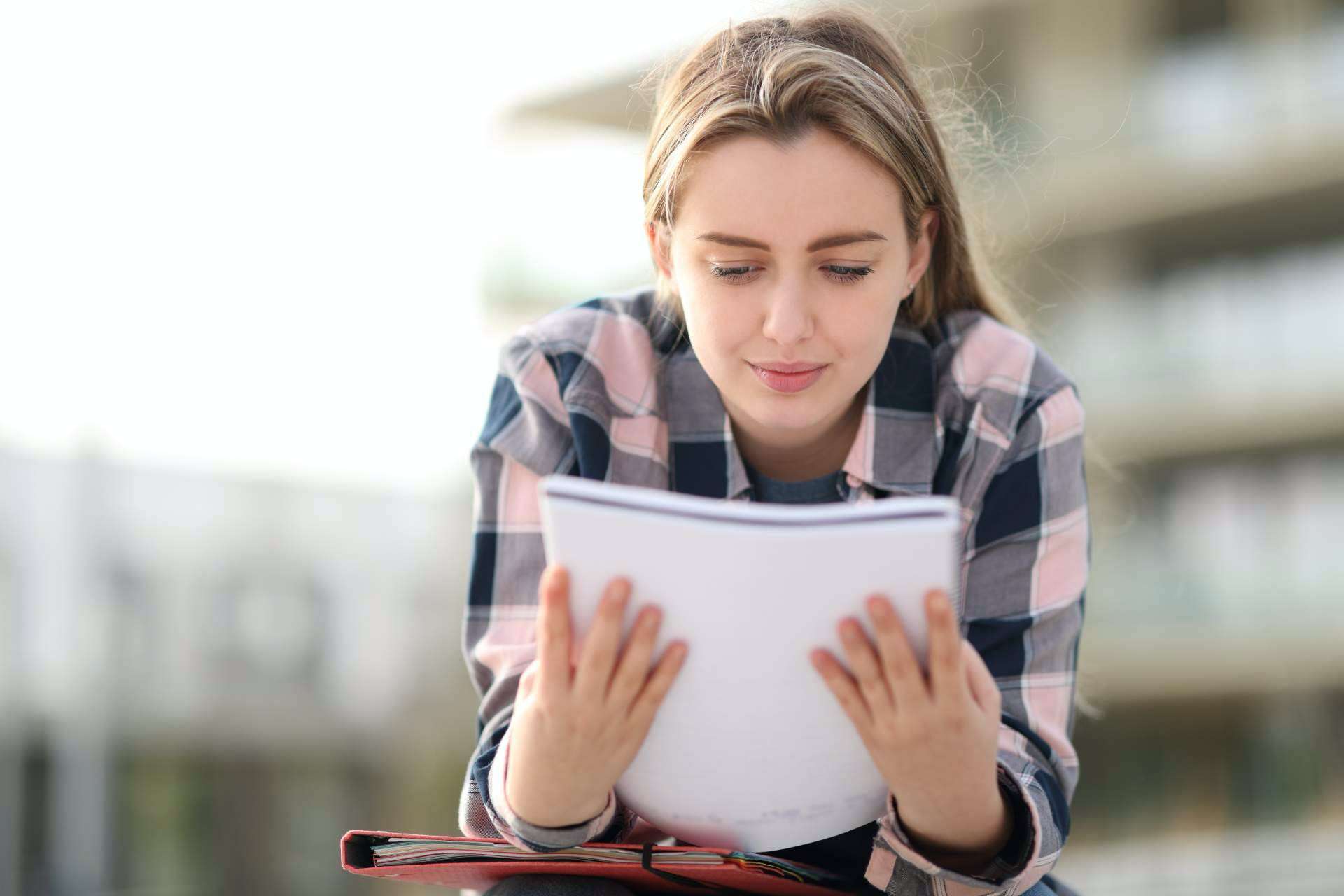 Escuela de la Memoria, la academia online que mejora la velocidad de 'aprendizaje' de los estudiantes y opositores, mostrándoles técnicas de estudio de alto rendimiento