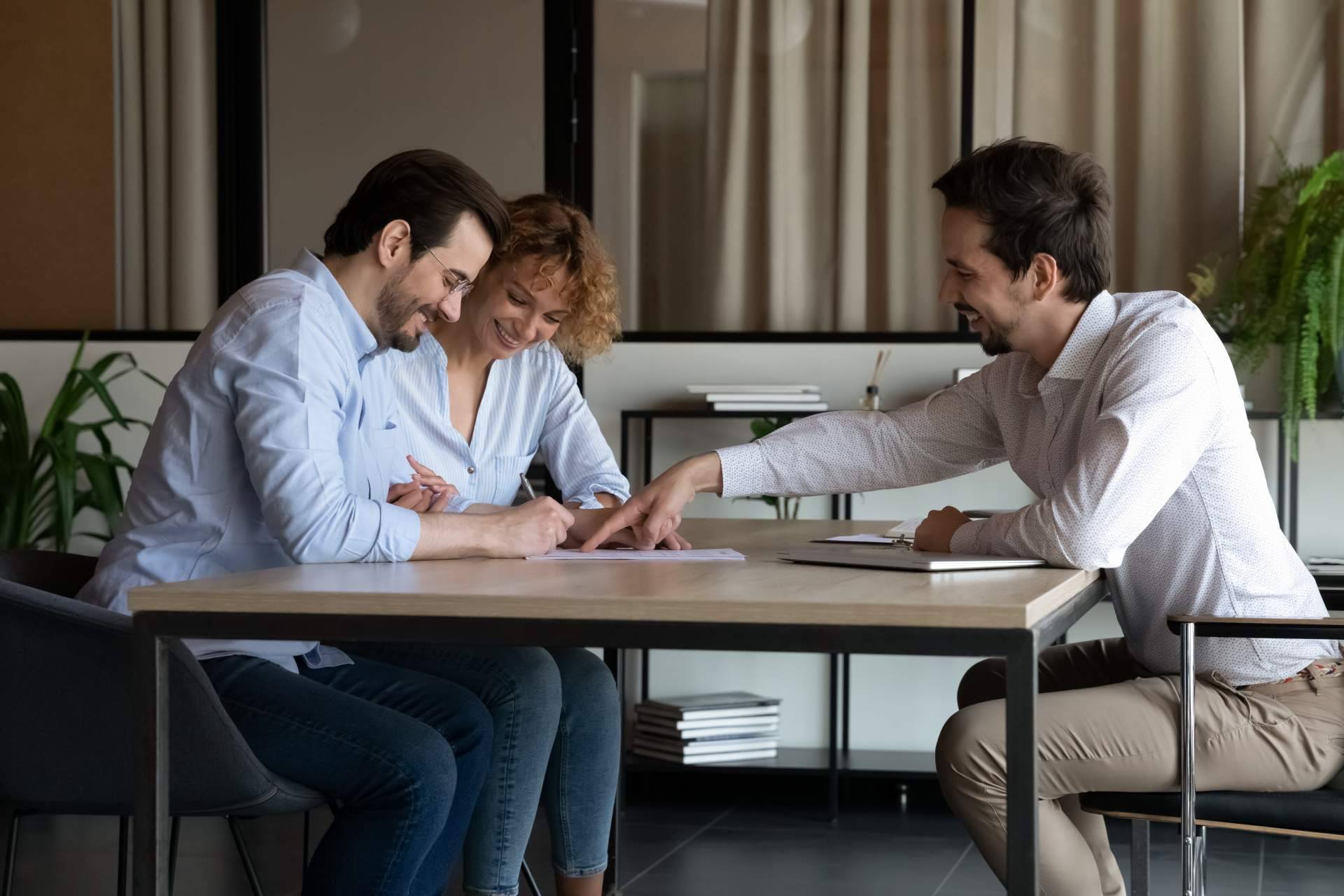 Formarse en Surge como bróker inmobiliario, la nueva figura que arrasa en España