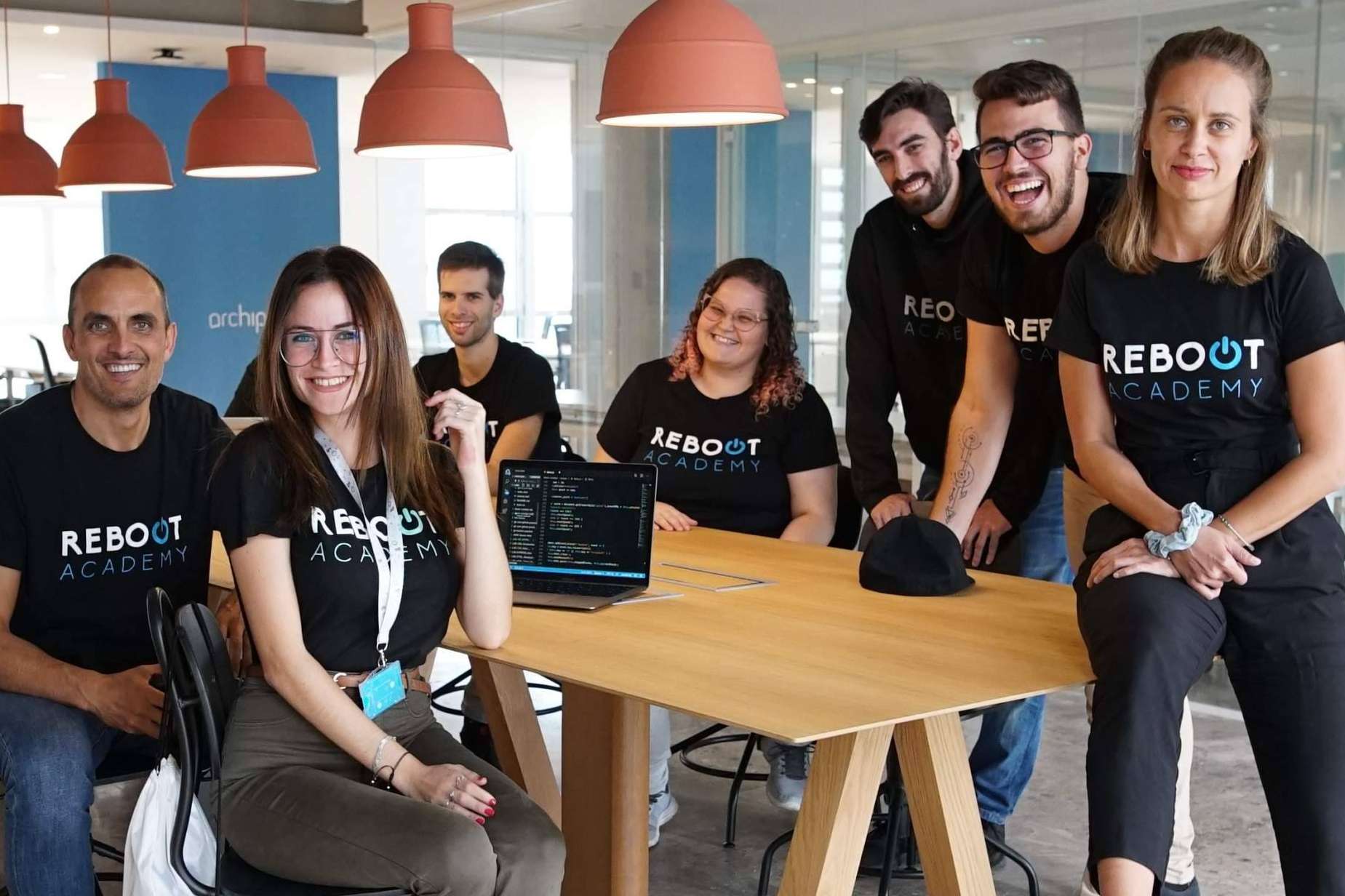 Se inaugura el campus en Las Palmas de Gran Canaria
