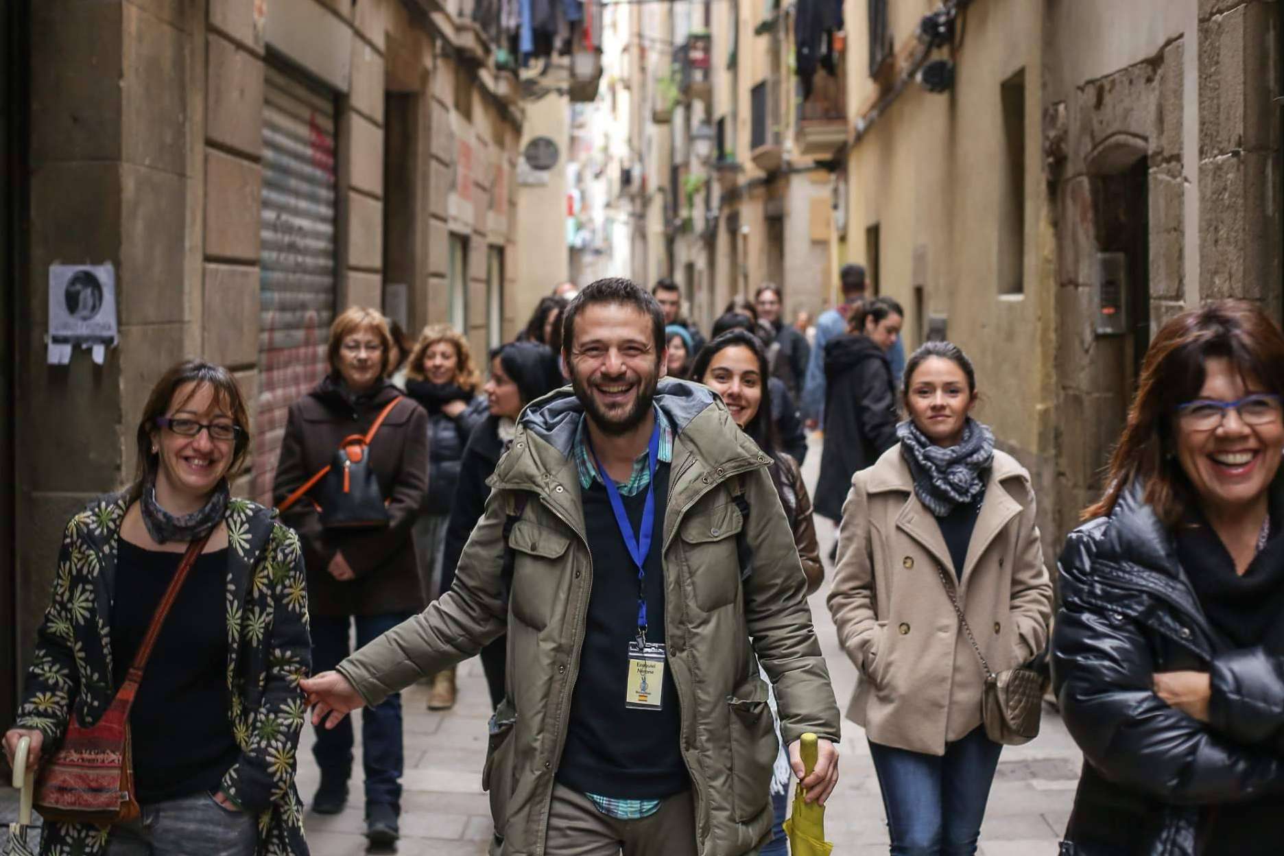 ¿Cómo se puede disfrutar de visitas guiadas a medida en Barcelona? DonkeyTours