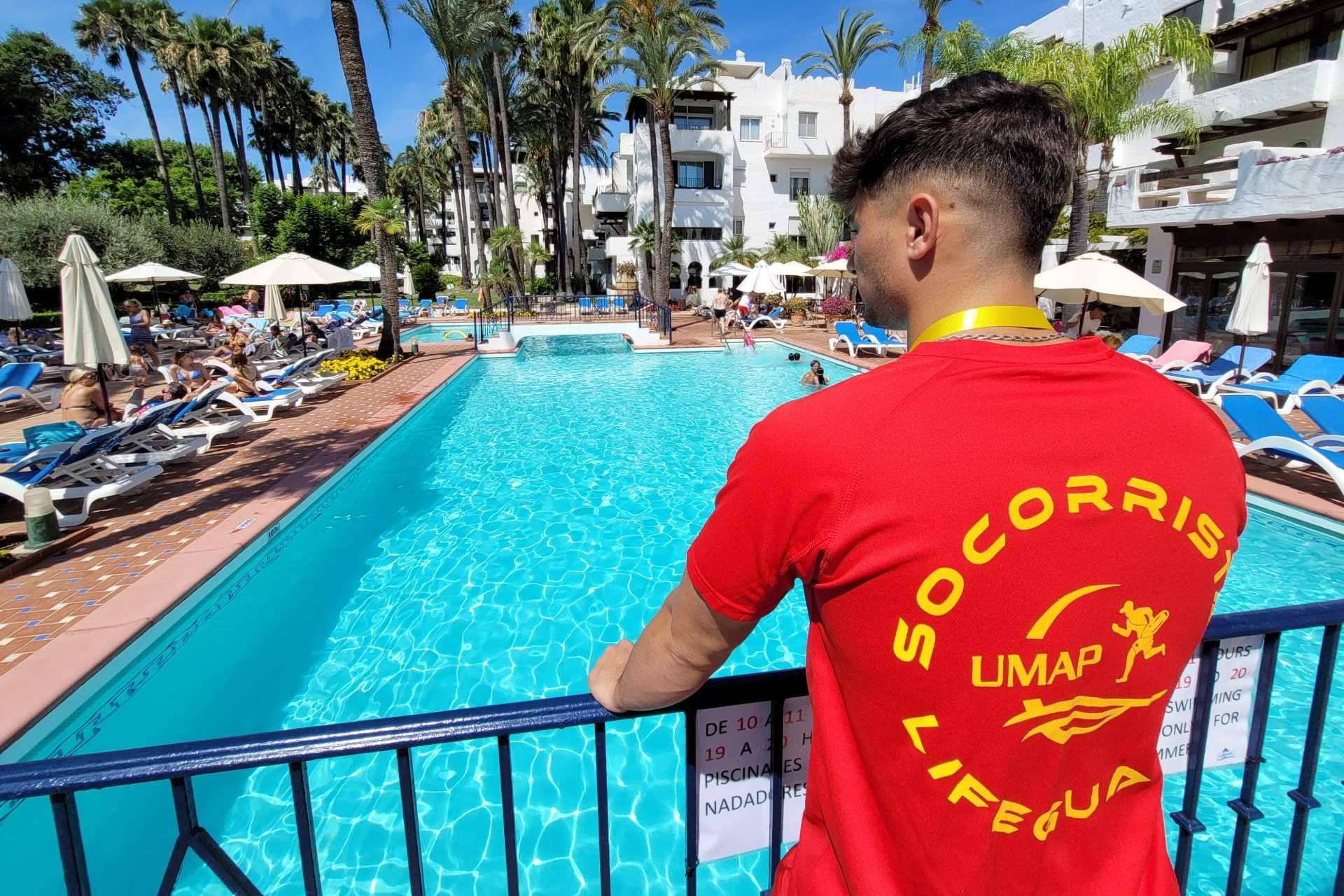La empresa de socorristas UMAP brinda servicios integrales a comunidades de propietarios, complejos hoteleros, parques acuáticos y playas