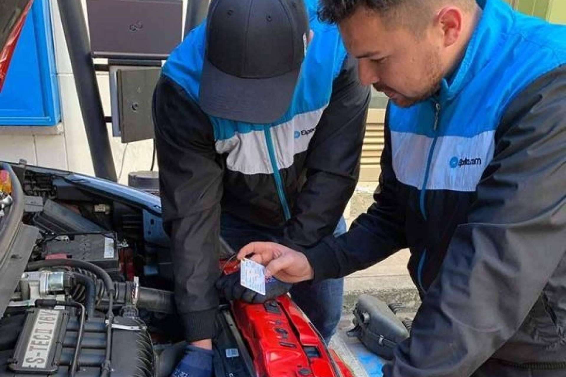 Conocer las ventajas de contratar un servicio de peritaje de vehículos como ElPerito.com