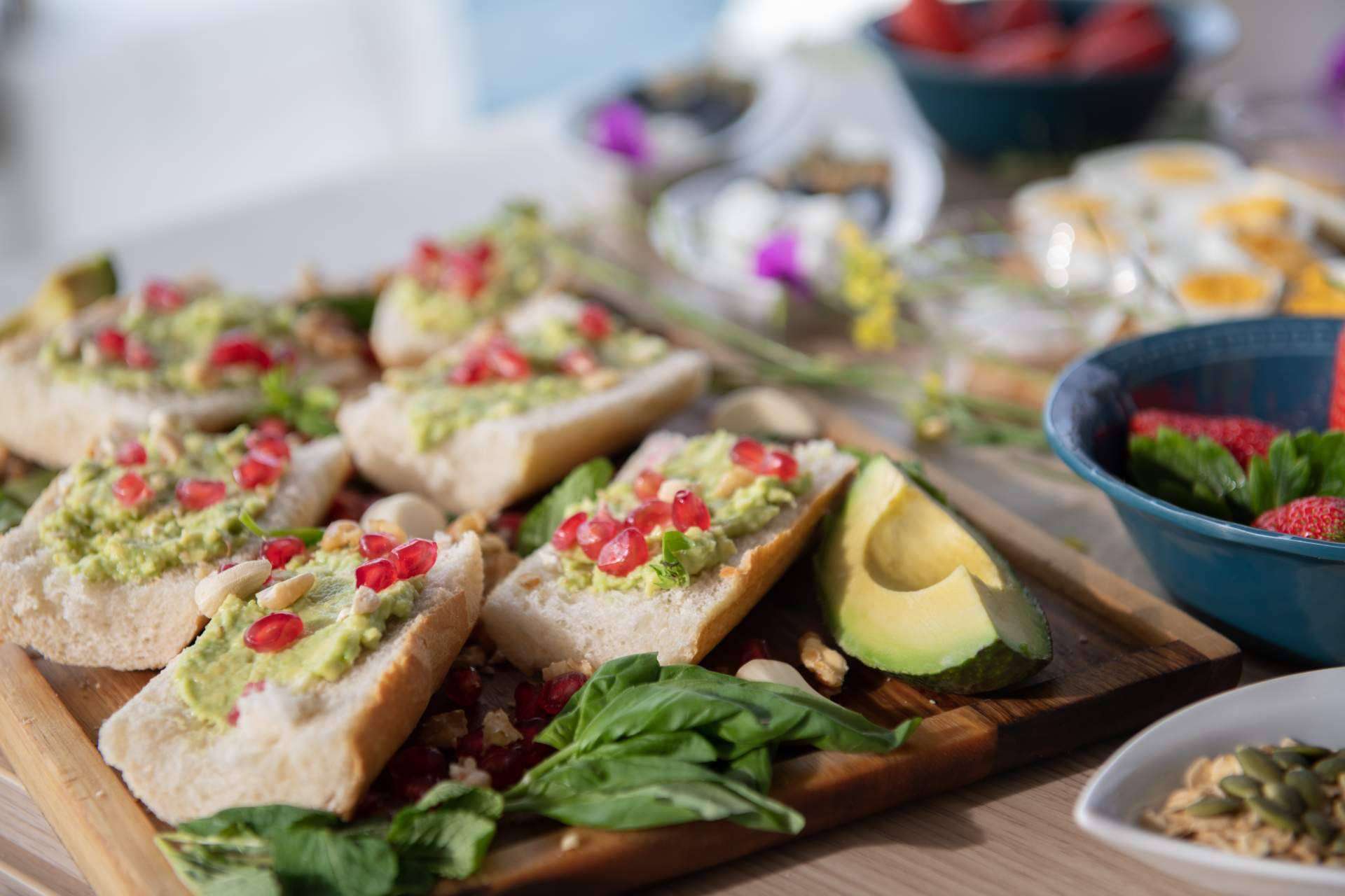 Disfrutar de un brunch en barco en Barcelona, con Sondevela