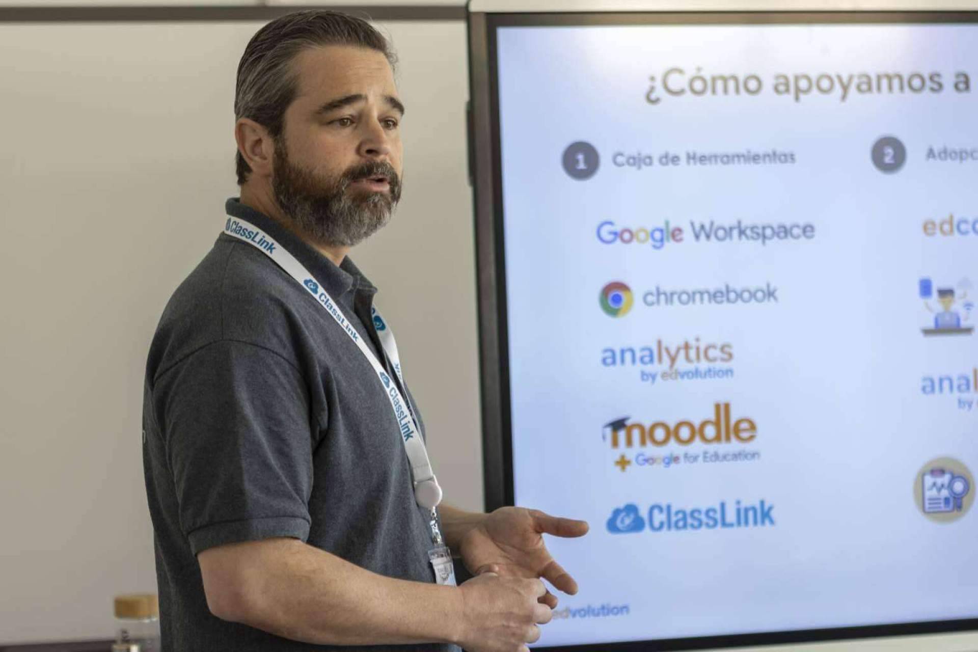 Impulsar la digitalización de la educación con un Moodle sobre Google