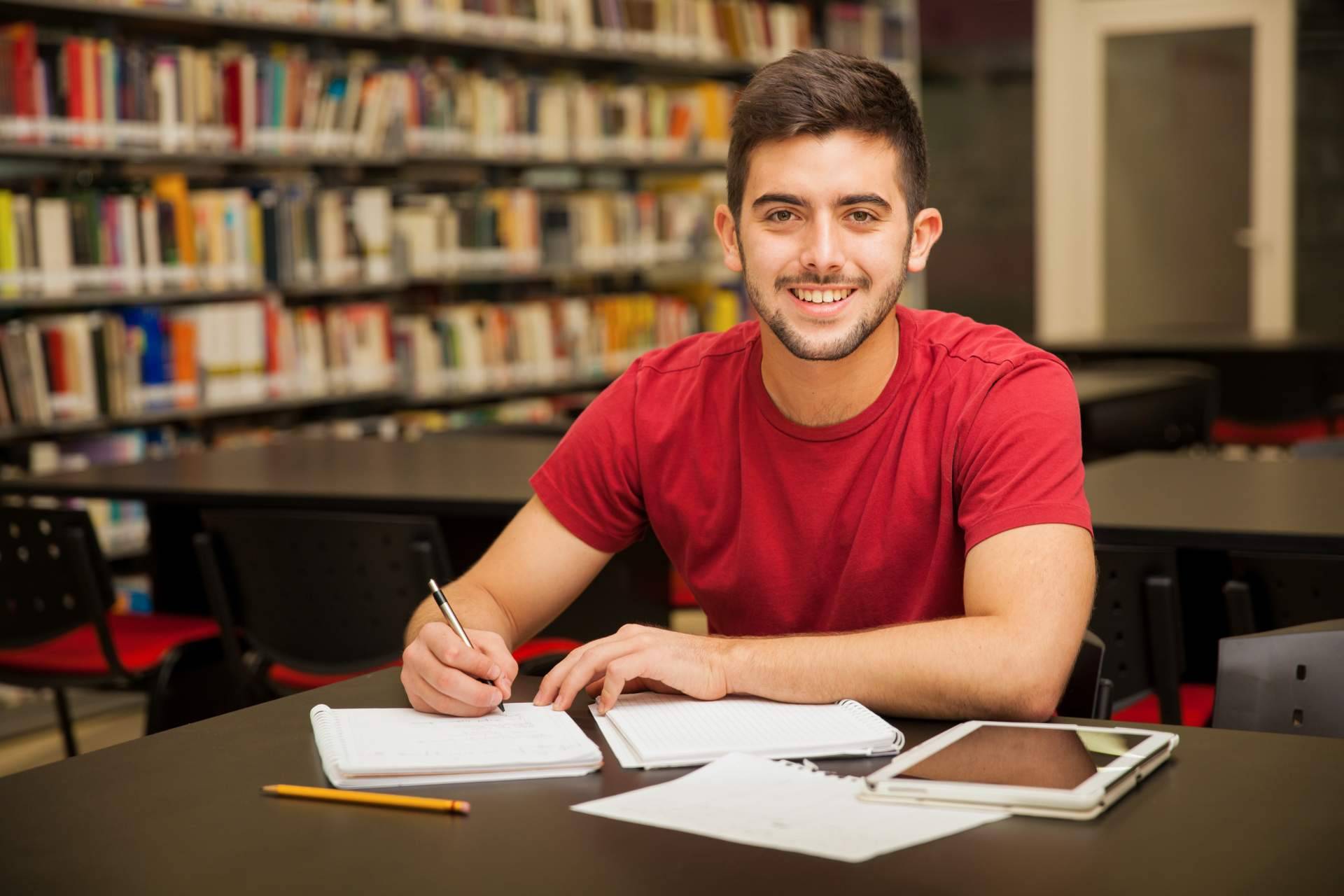El seminario online para opositores donde enseñan procedimientos de estudio de alto rendimiento en directo