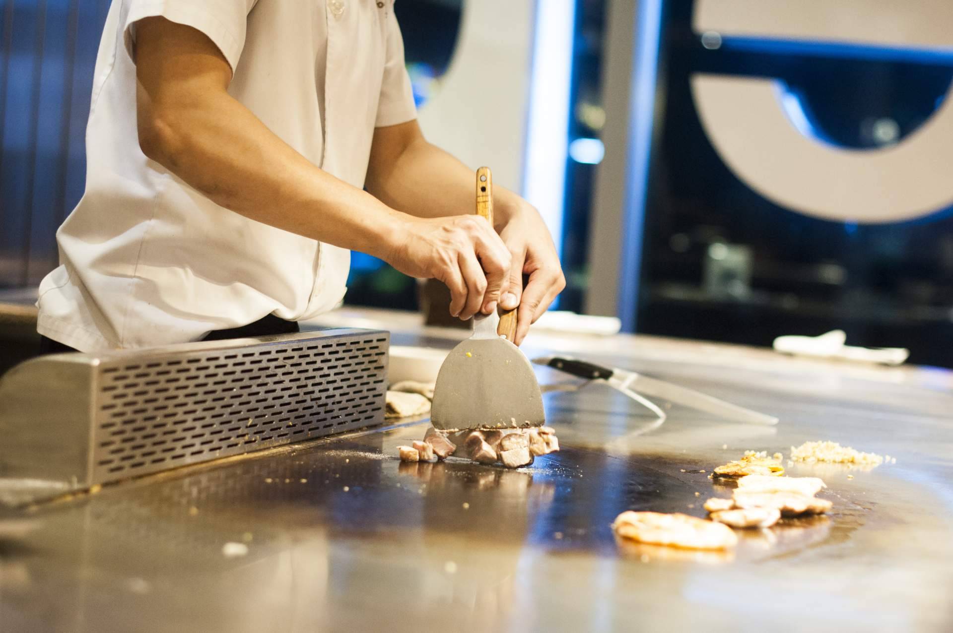 Auxihosteleria y sus planchas de cocina industrial