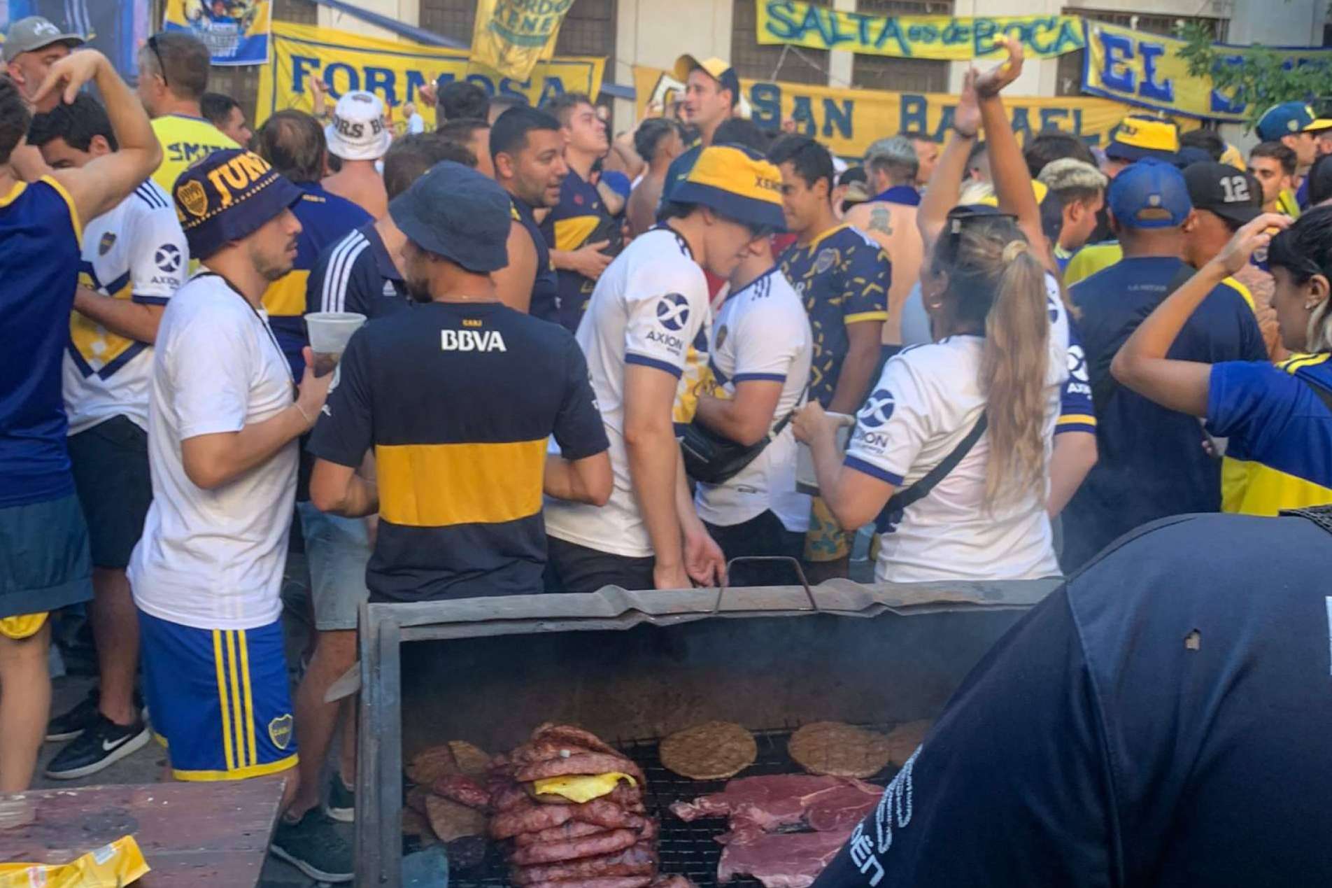 Para disfrutar del fútbol de la Liga Argentina, Football Host vende tanto entradas como experiencias