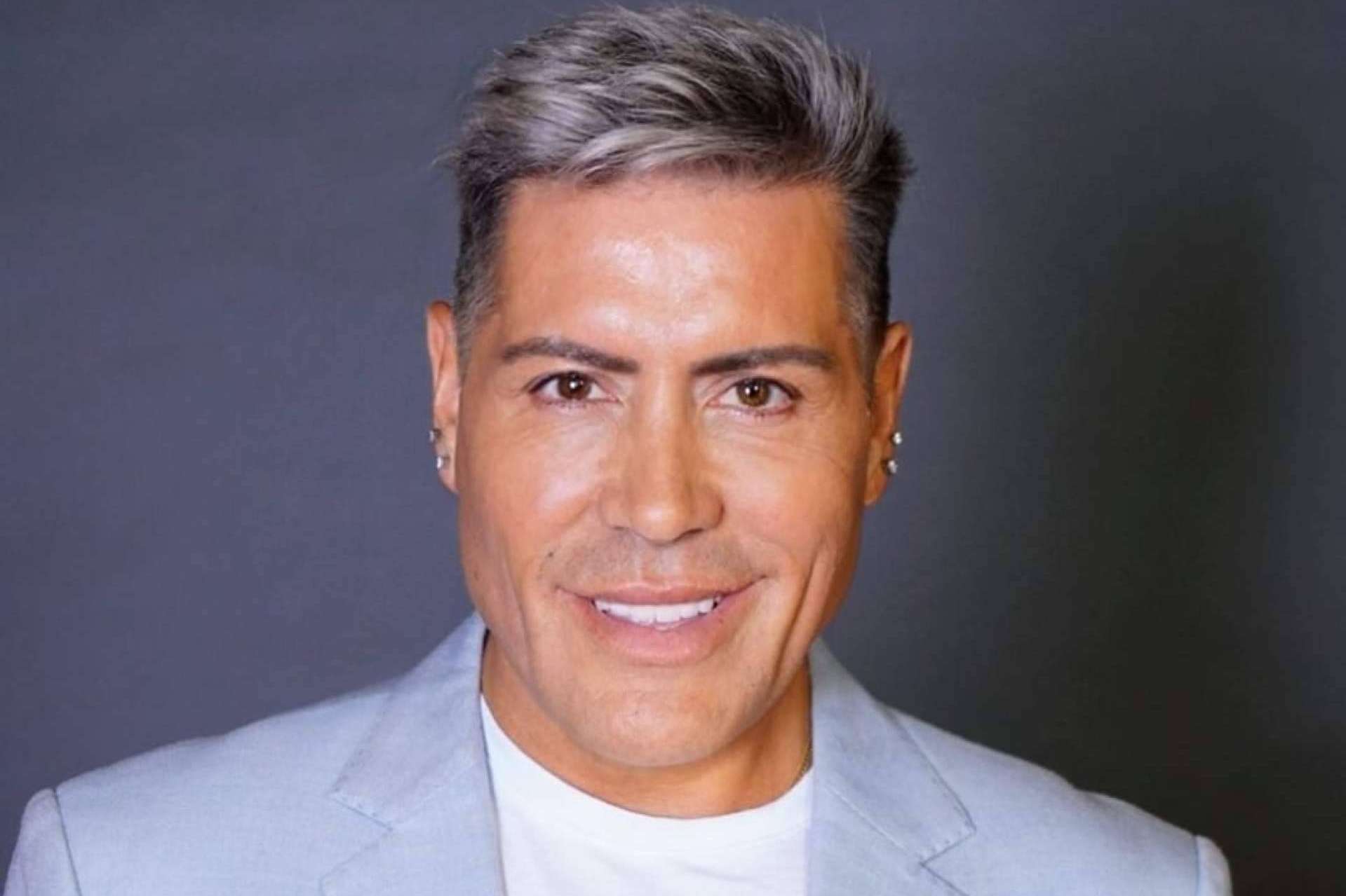 Edgardo Navarro Cea es el artista capilar que triunfó en los premios Emmy, Oscar y el último Festival de Viña del Mar