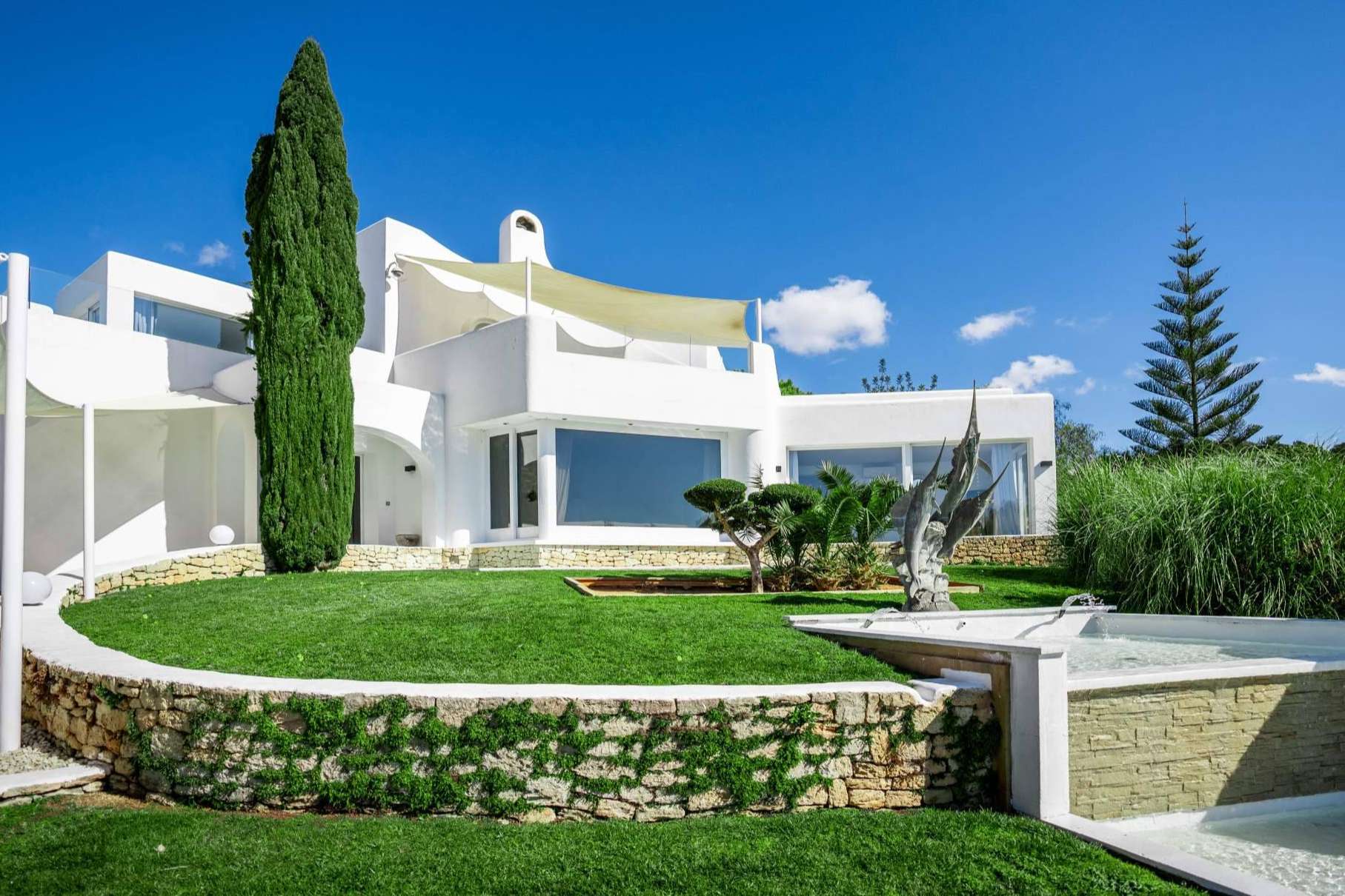 Villas de lujo en Ibiza, de la mano de AkunaProject