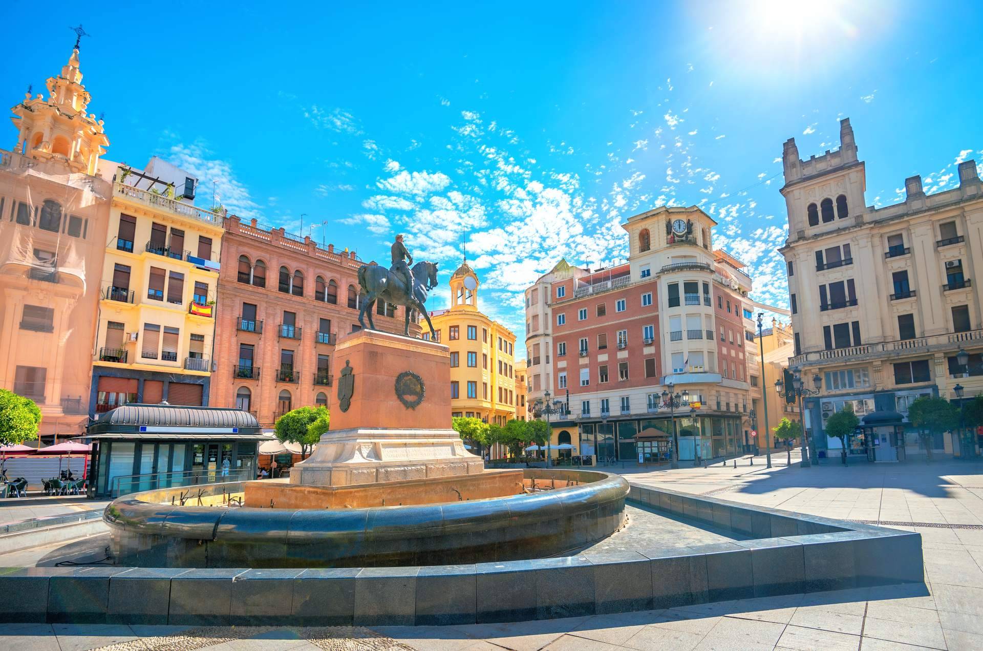 Motivos para alojarse en la Pensión Hospedería Lucano, ubicada en pleno centro histórico de Córdoba