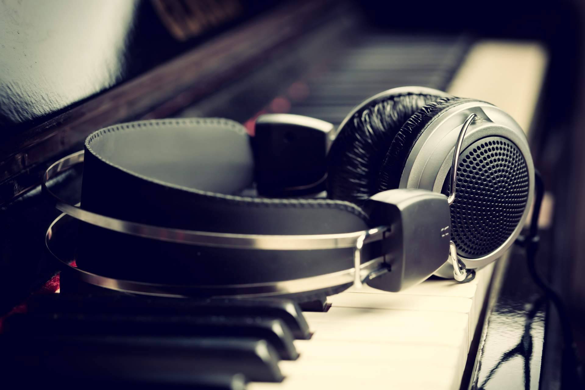 La Escuela de Música La Clave pone a disposición de todos sus alumnos los medios necesarios para el aprendizaje de la música en Valencia