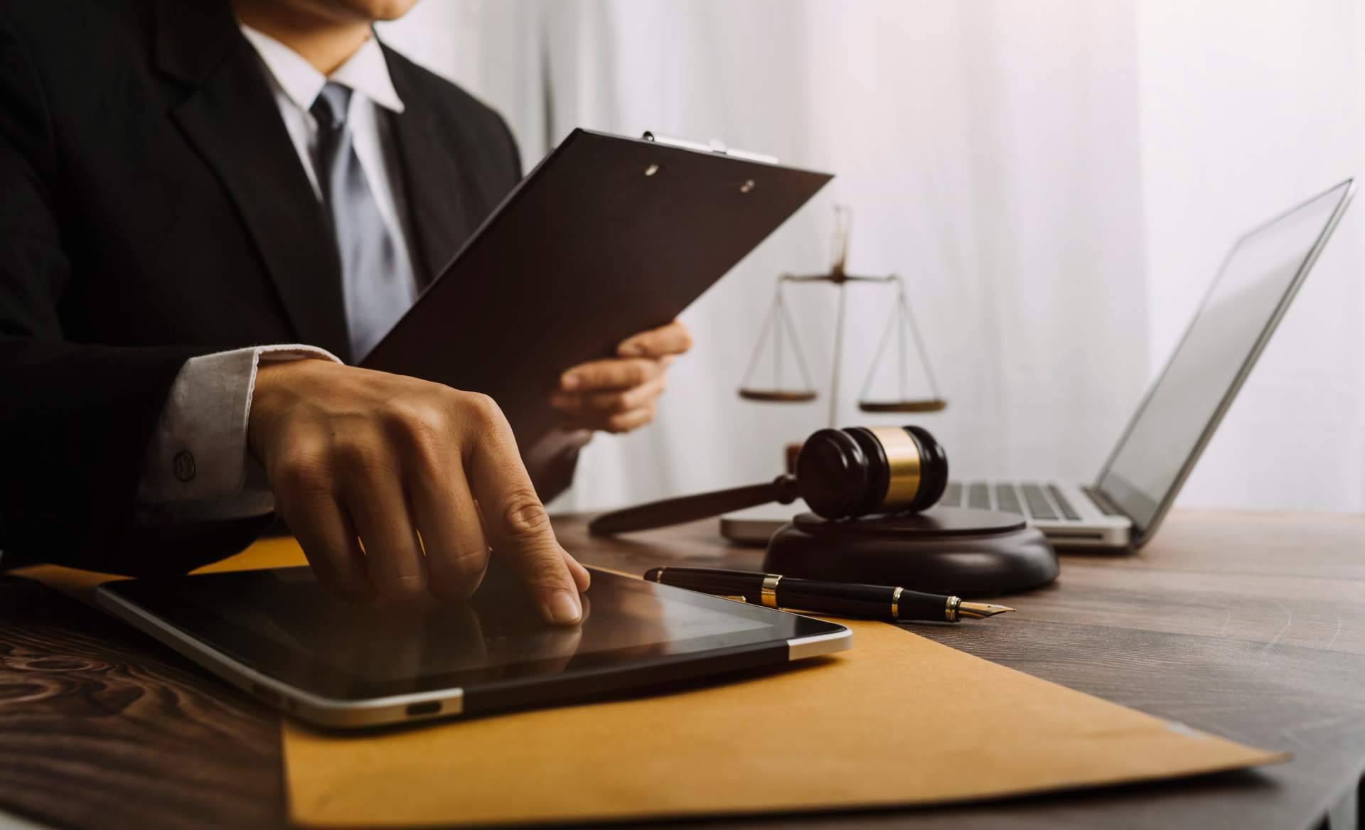 Tuayudalegal.es, un equipo de abogados especialistas en jubilación