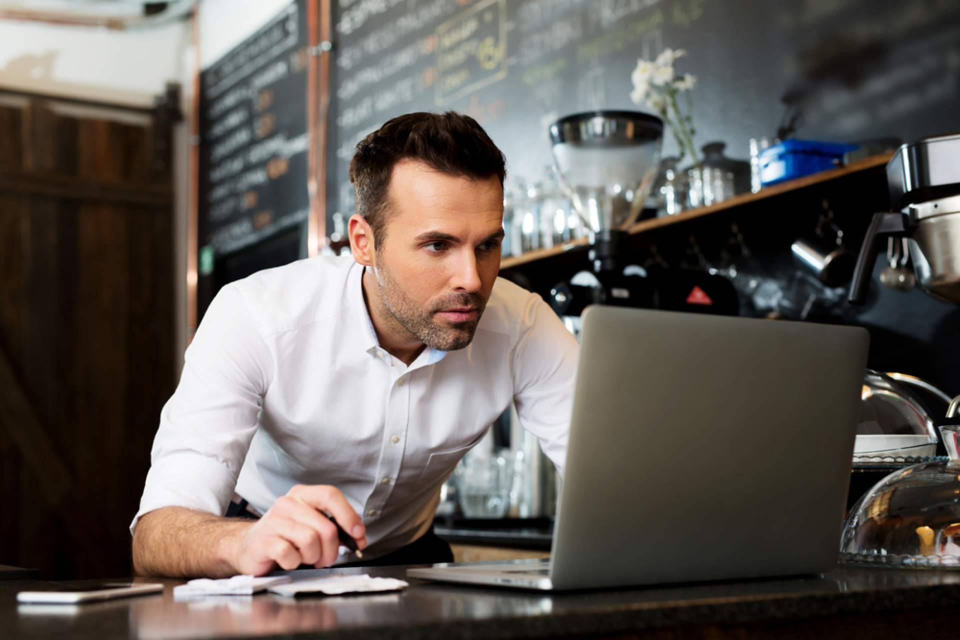 Mejorar la eficiencia con los sistemas de CRM para restaurantes de Apperstreet.com